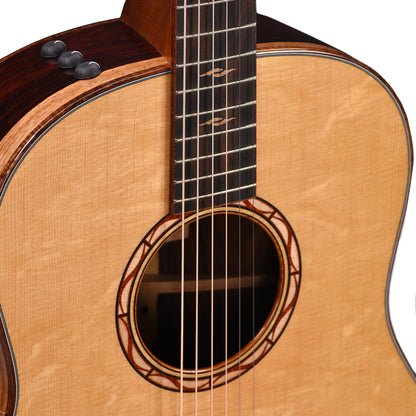 Taylor Custom Grand Pacific Premiun Bearclaw Sitka/Cocobolo Aged Toner Top ES2 w/Hawaiian Koa Binding Acoustic Guitars / OM and Auditorium