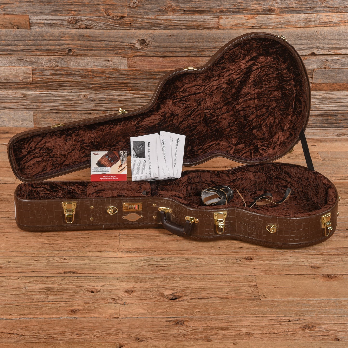 Taylor GS Western Red Cedar/Tropical American Mahogany Natural 2006 Acoustic Guitars / OM and Auditorium