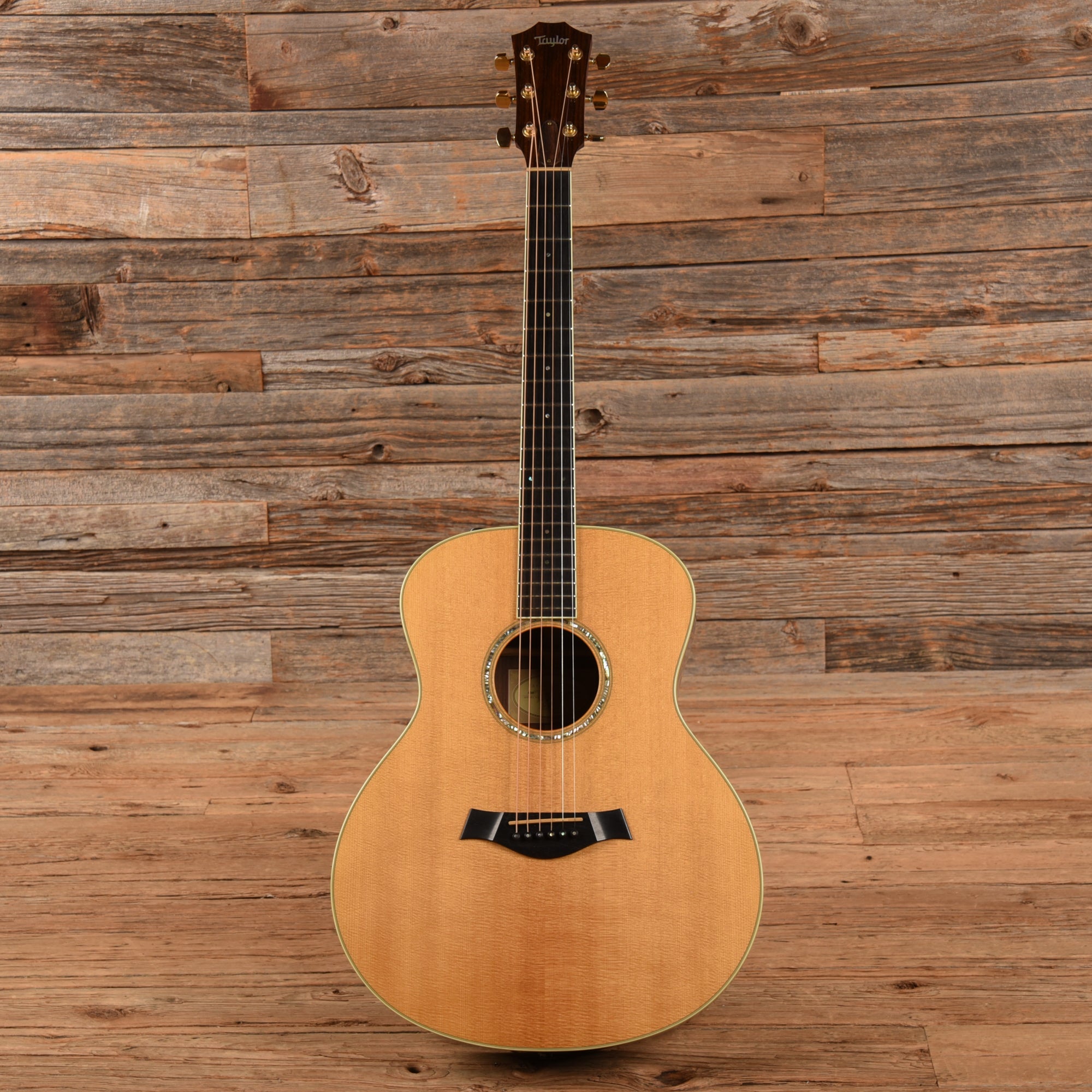 Taylor GS8 Natural 2011 Acoustic Guitars / OM and Auditorium