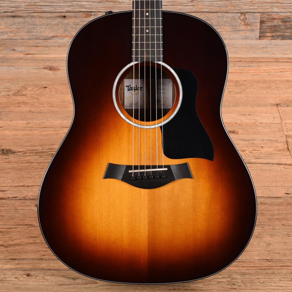 Taylor 217e-SB Plus Sunburst 2025 Acoustic Guitars