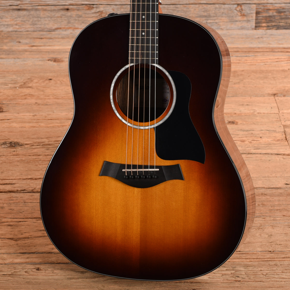 Taylor 217e-SB Plus Sunburst 2025 Acoustic Guitars