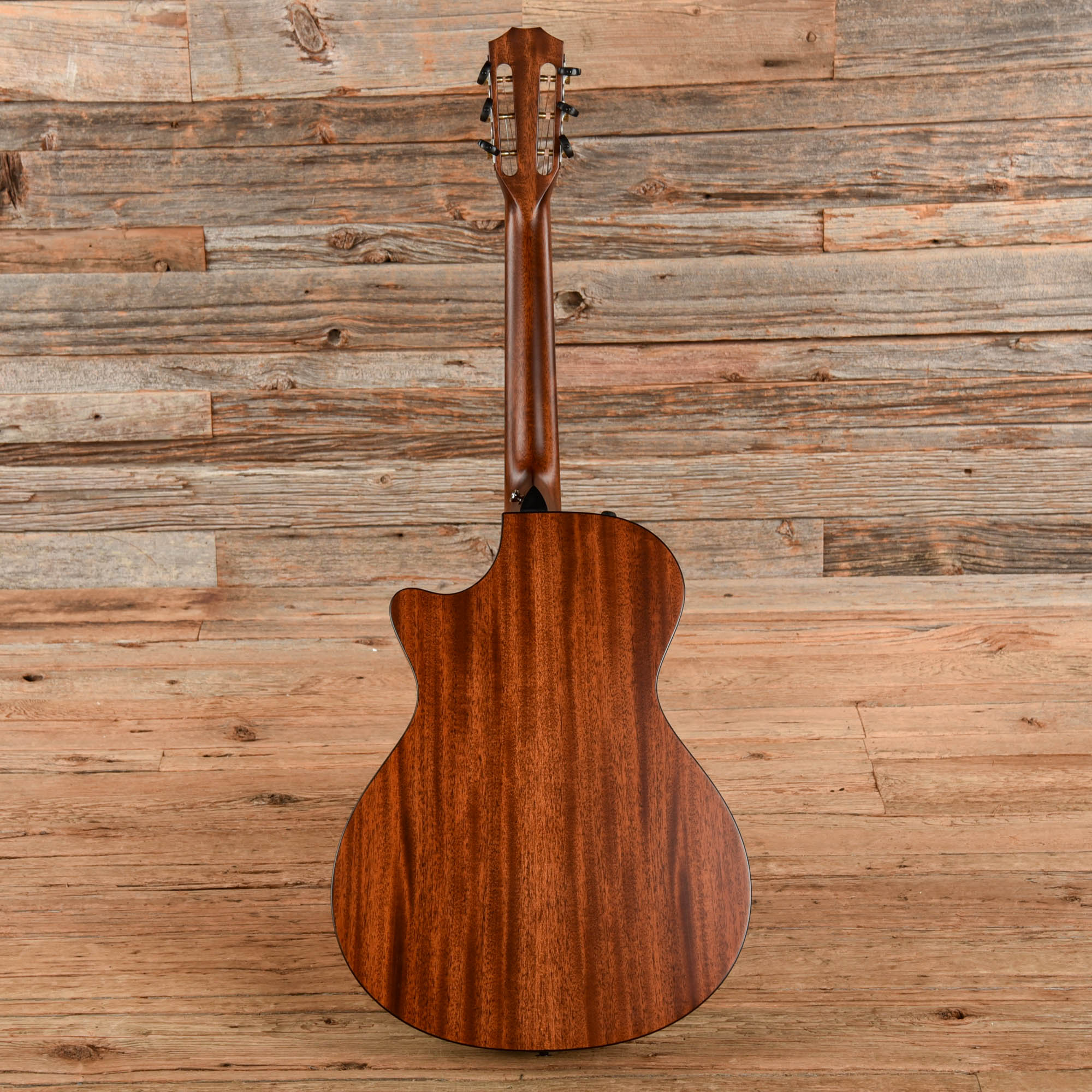 Taylor 322ce 12-Fret Sunburst 2023 Acoustic Guitars
