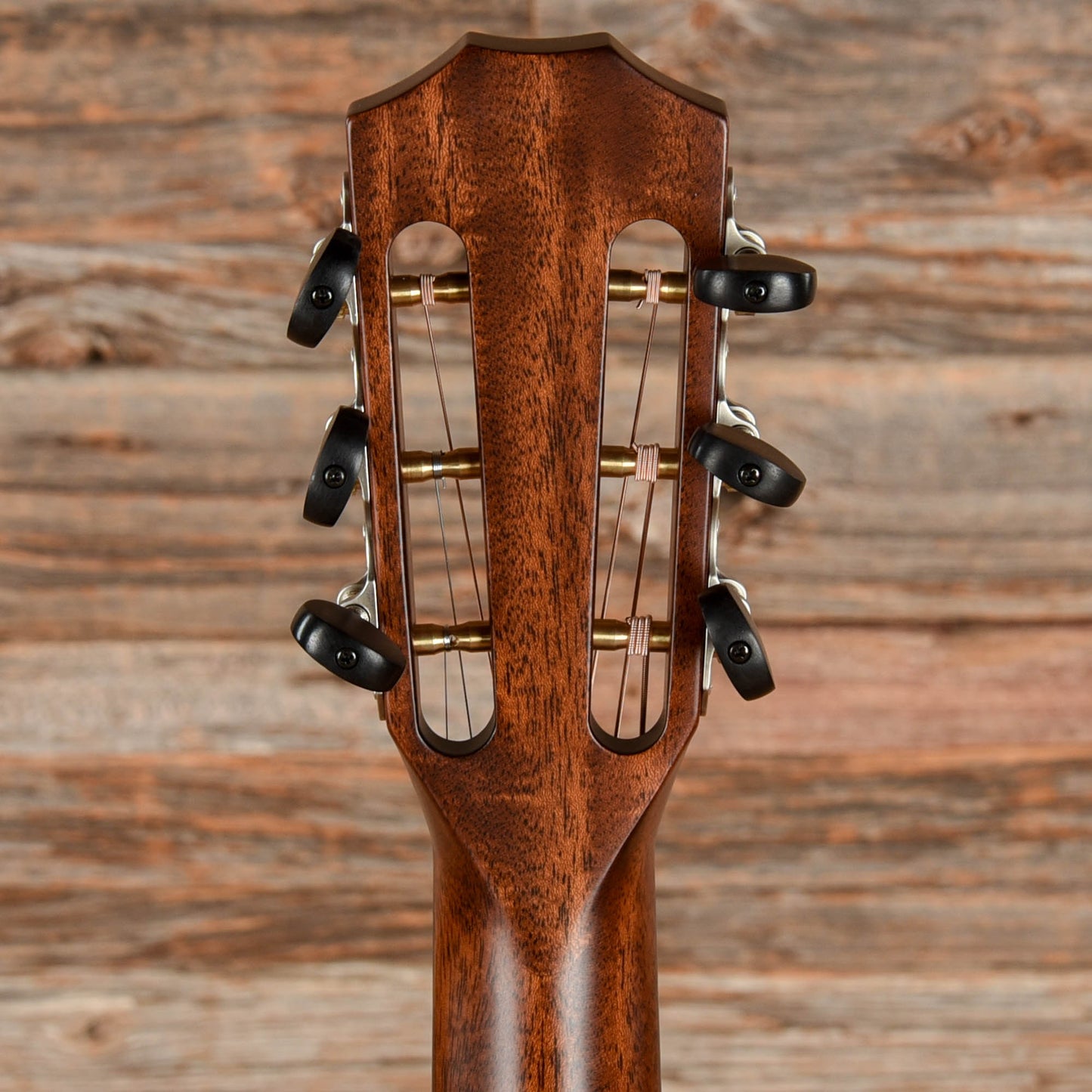 Taylor 322ce 12-Fret Sunburst 2023 Acoustic Guitars