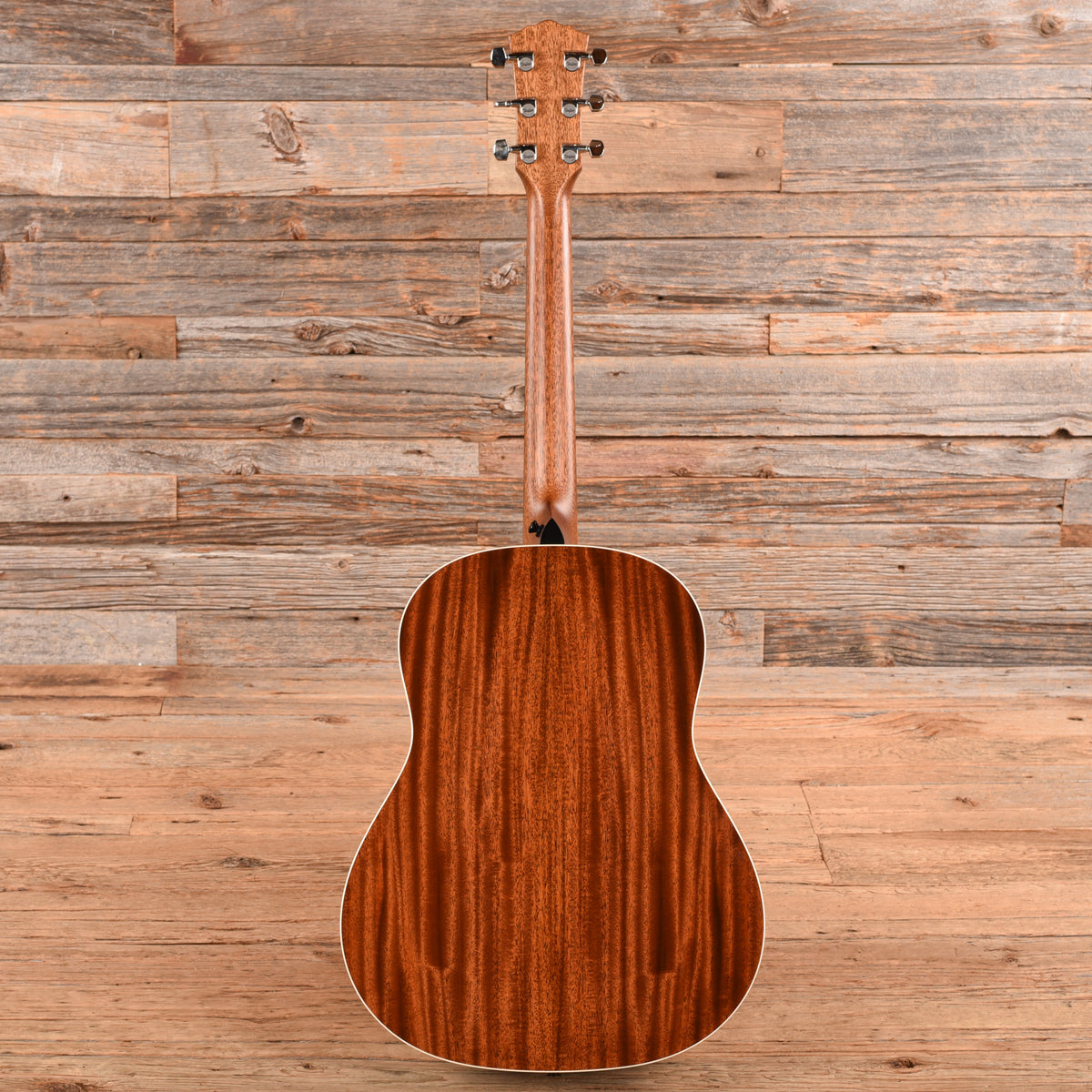 Taylor 517e Sunburst 2025 Acoustic Guitars