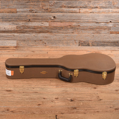 Taylor 517e Sunburst 2025 Acoustic Guitars