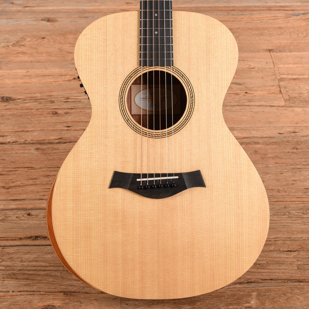 Taylor A12e Sitka/Sapele Grand Concert Natural 2017 Acoustic Guitars
