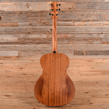 Taylor A12e Sitka/Sapele Grand Concert Natural 2017 Acoustic Guitars