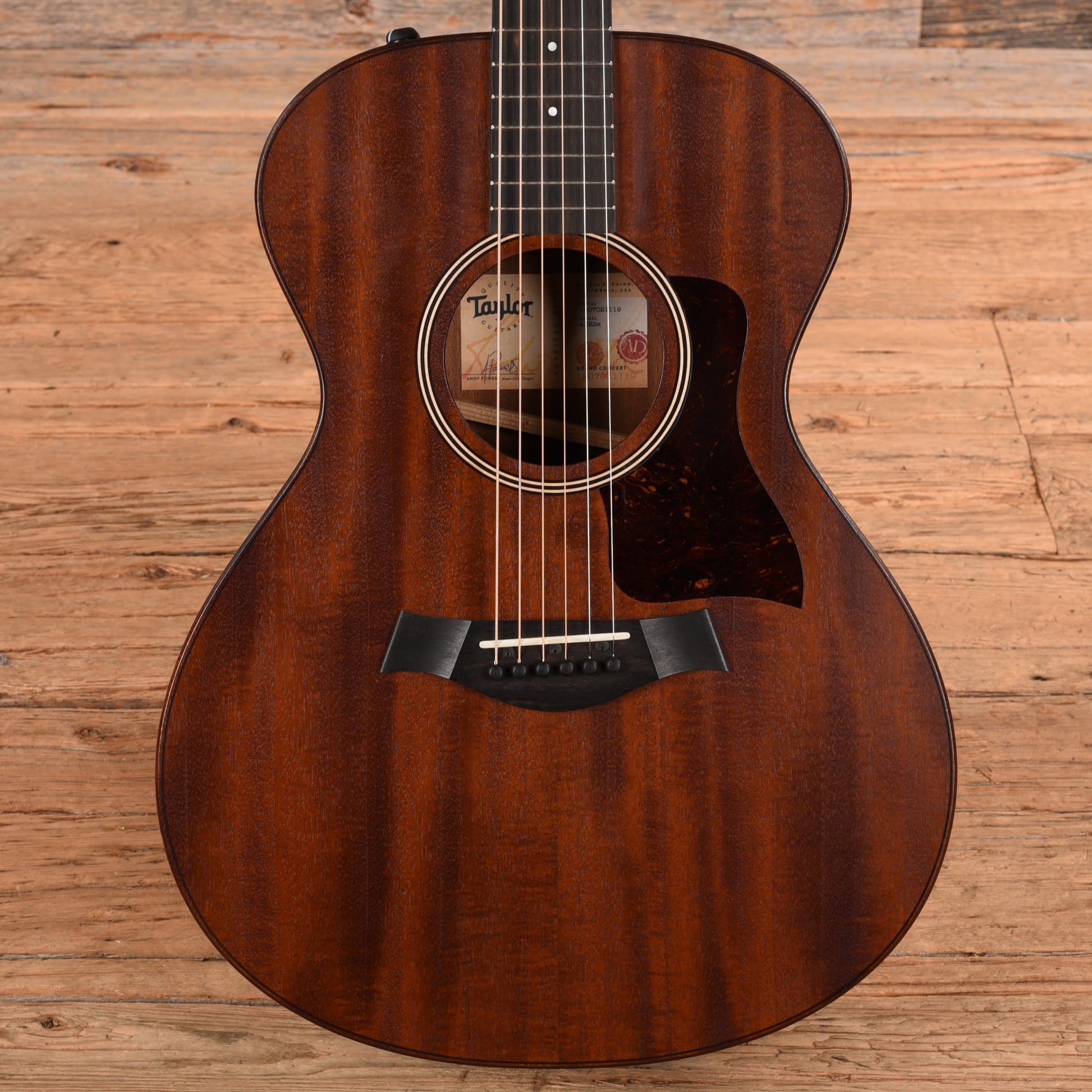 Taylor AD22e Sienna 2021 Acoustic Guitars
