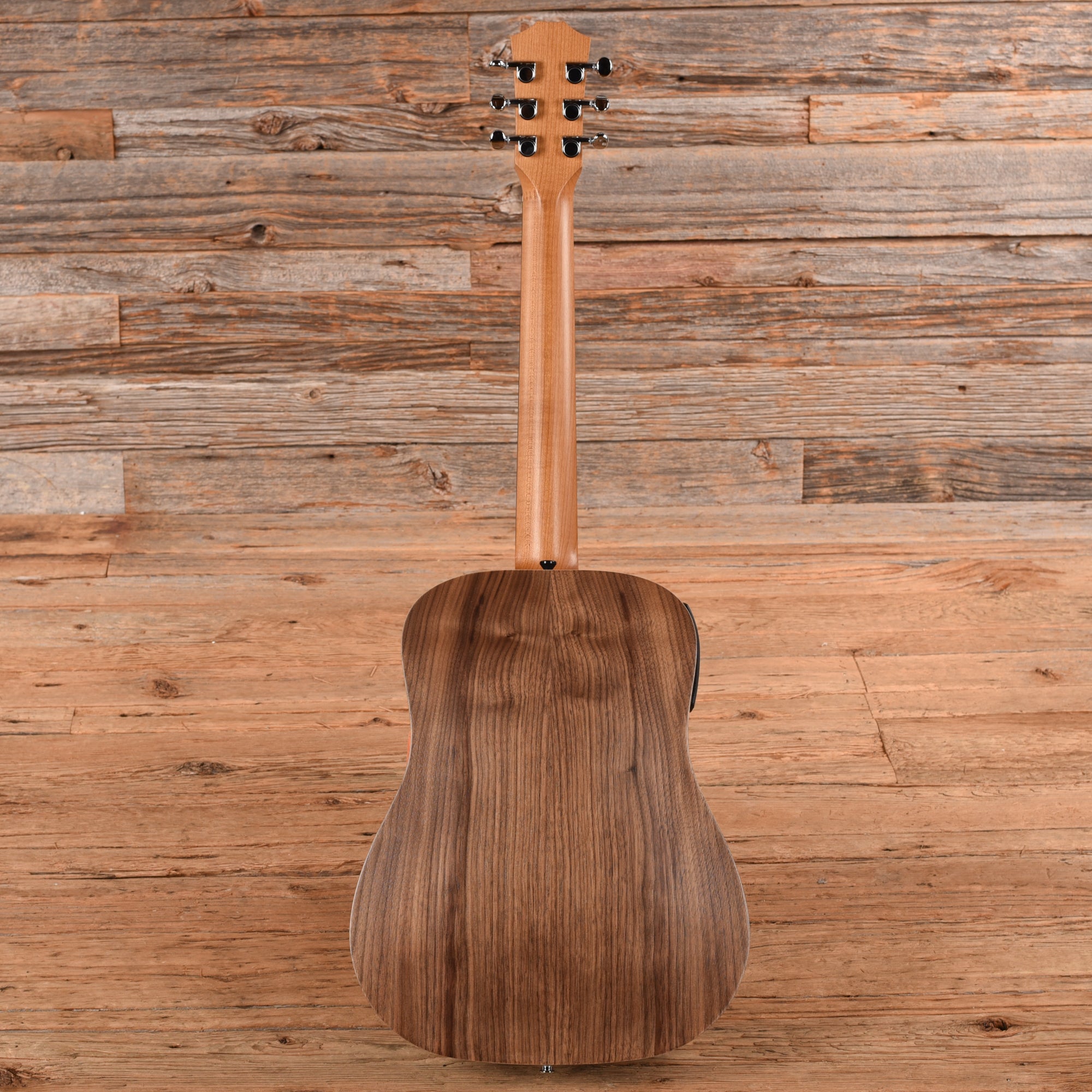 Taylor BT1e Walnut Natural w/ES-B Acoustic Guitars