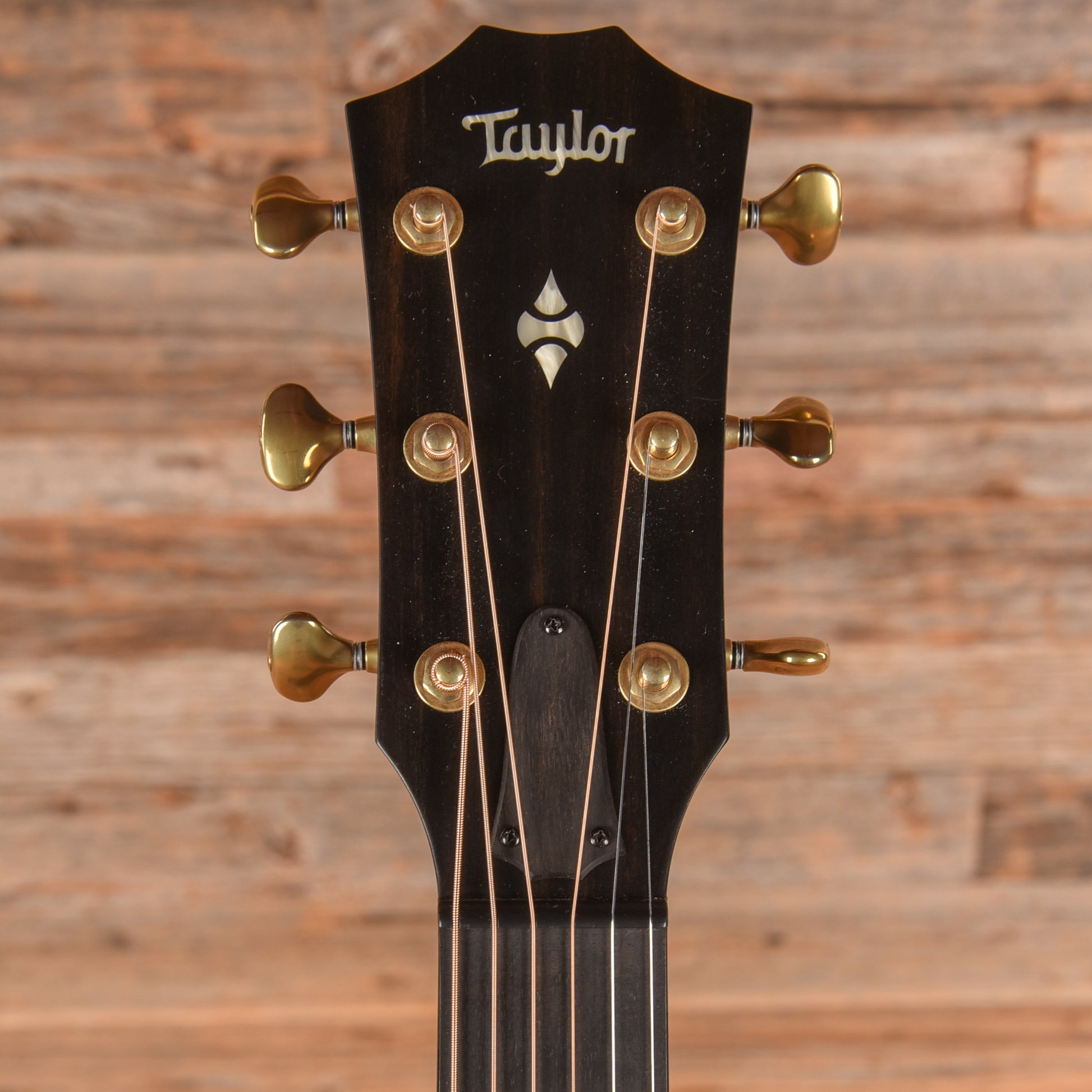 Taylor Builders Edition 324ce Sunburst 2021 Acoustic Guitars