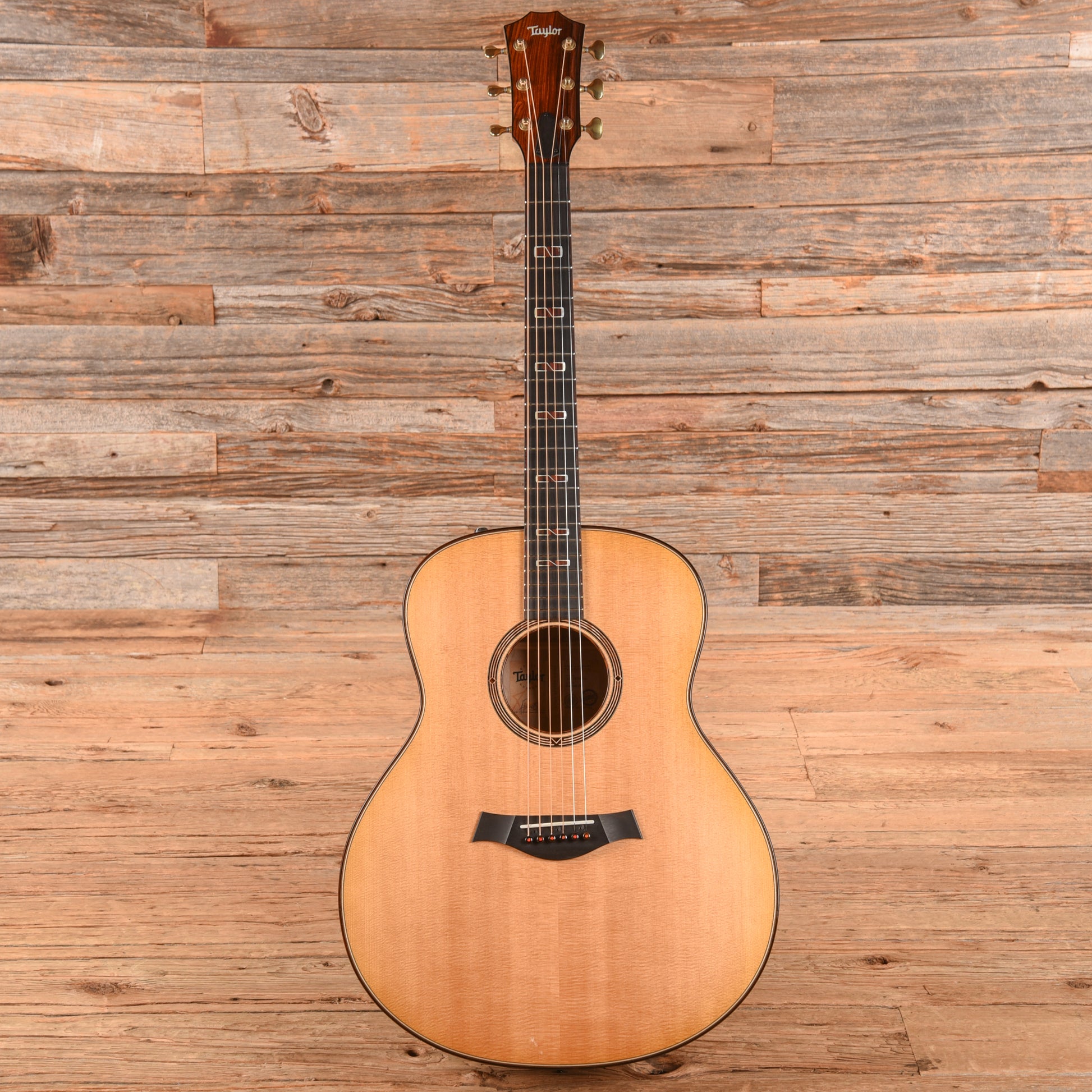 Taylor Custom GO Lutz Spruce/Maple Natural 2022 Acoustic Guitars