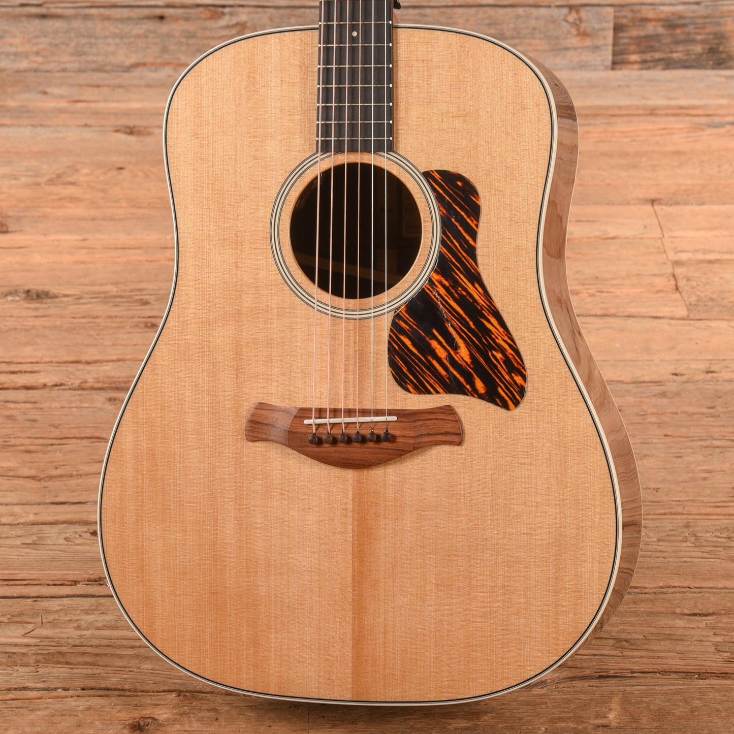Taylor Gold Label 710e Natural 2025 Acoustic Guitars