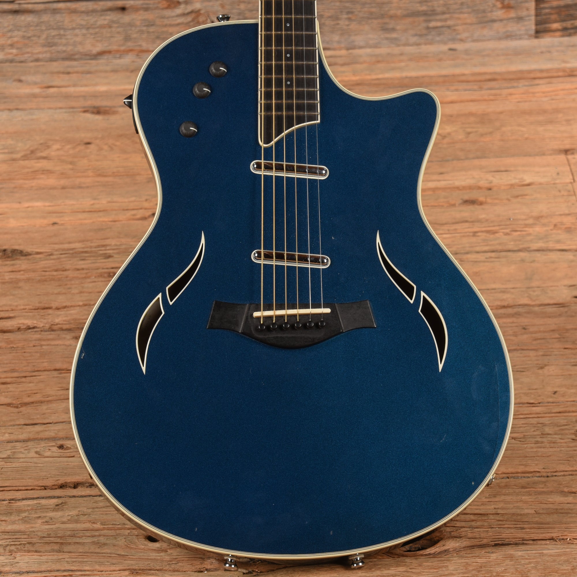 Taylor T5s Blue 2006 Electric Guitars / Hollow Body