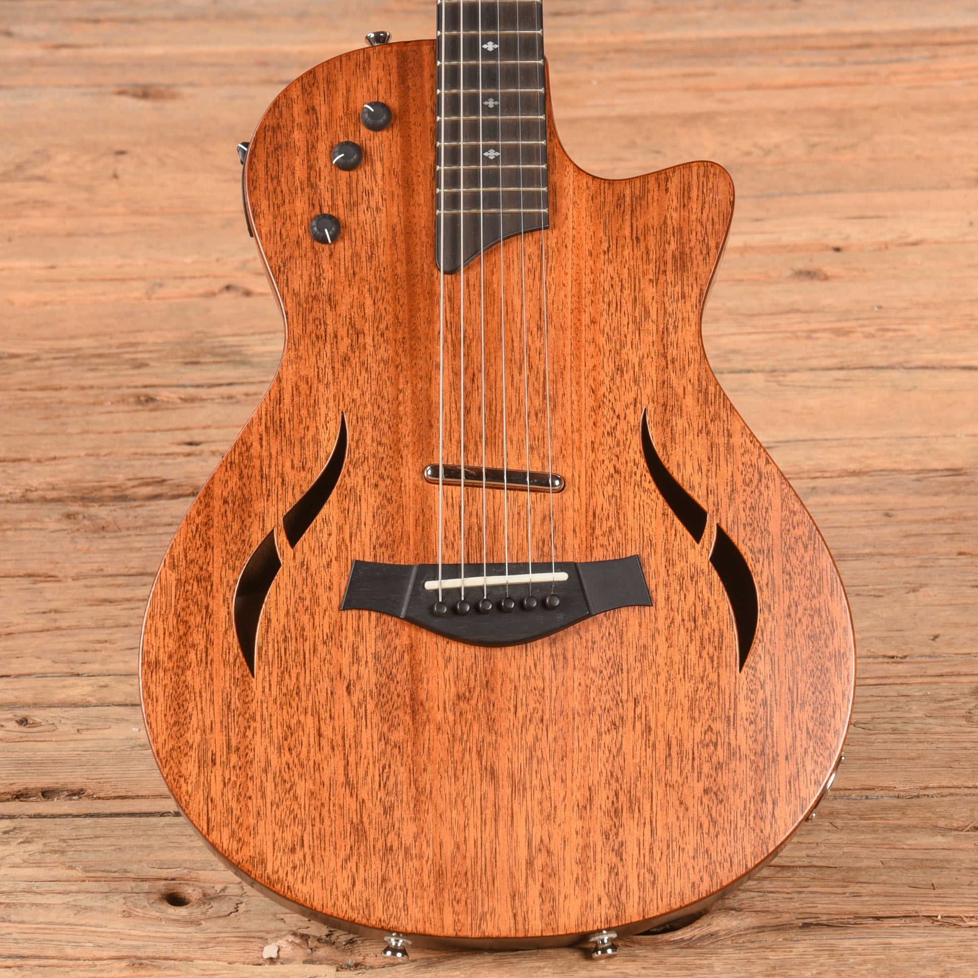 Taylor T5z Classic Brown 2022 Electric Guitars / Semi-Hollow
