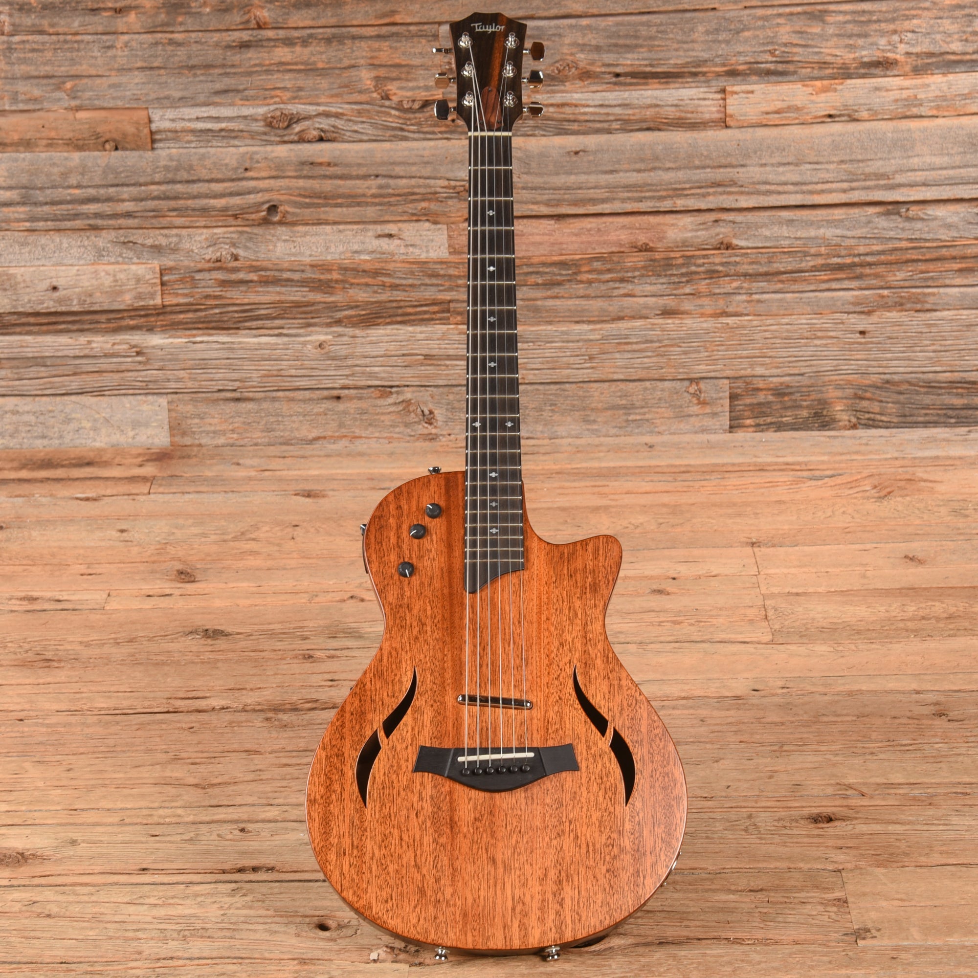 Taylor T5z Classic Brown 2022 Electric Guitars / Semi-Hollow