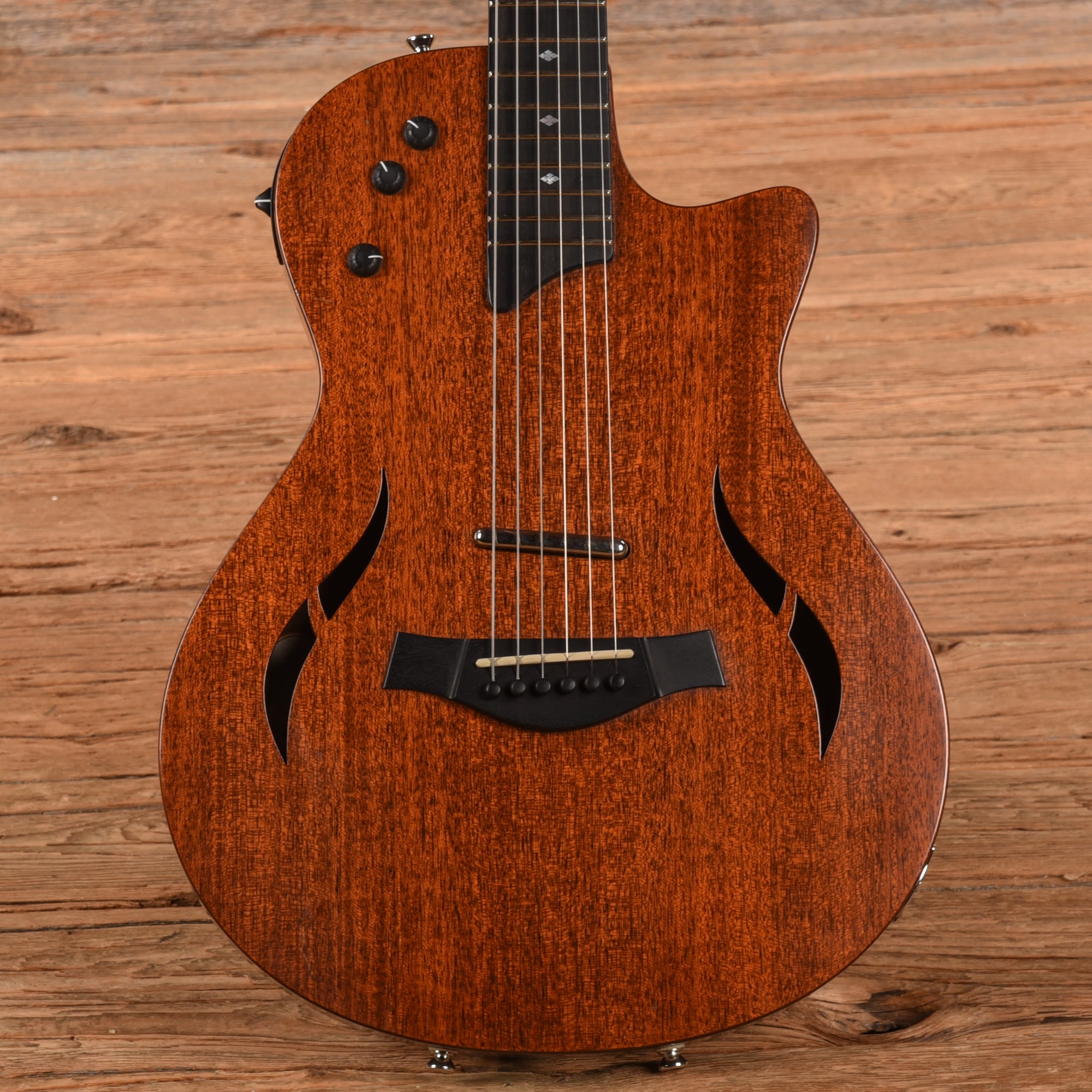 Taylor T5z Classic Natural 2014 Electric Guitars / Semi-Hollow