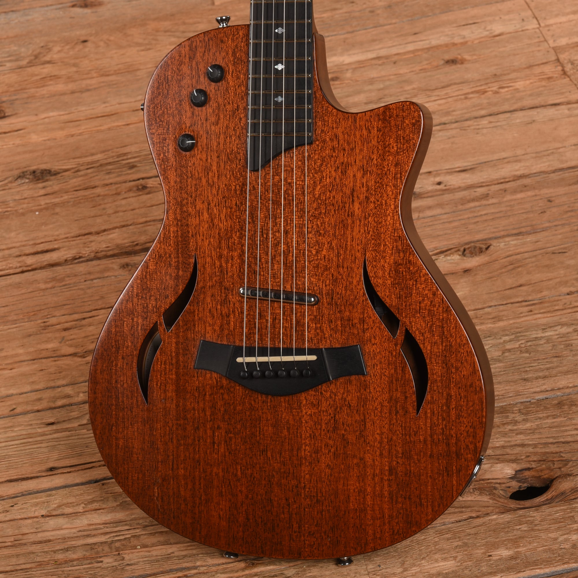 Taylor T5z Classic Natural 2014 Electric Guitars / Semi-Hollow