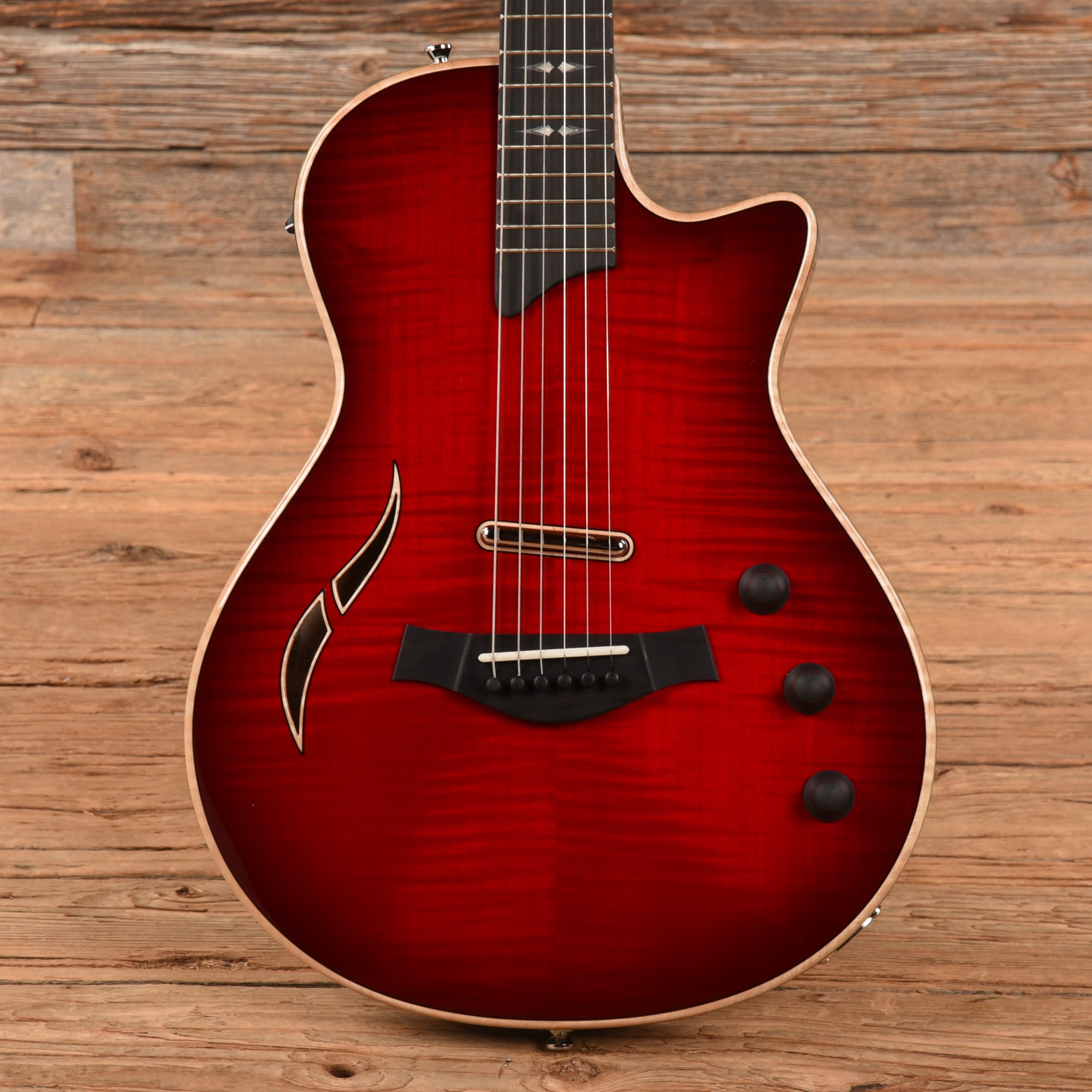 Taylor T5z Pro Sunburst 2023 Electric Guitars / Semi-Hollow