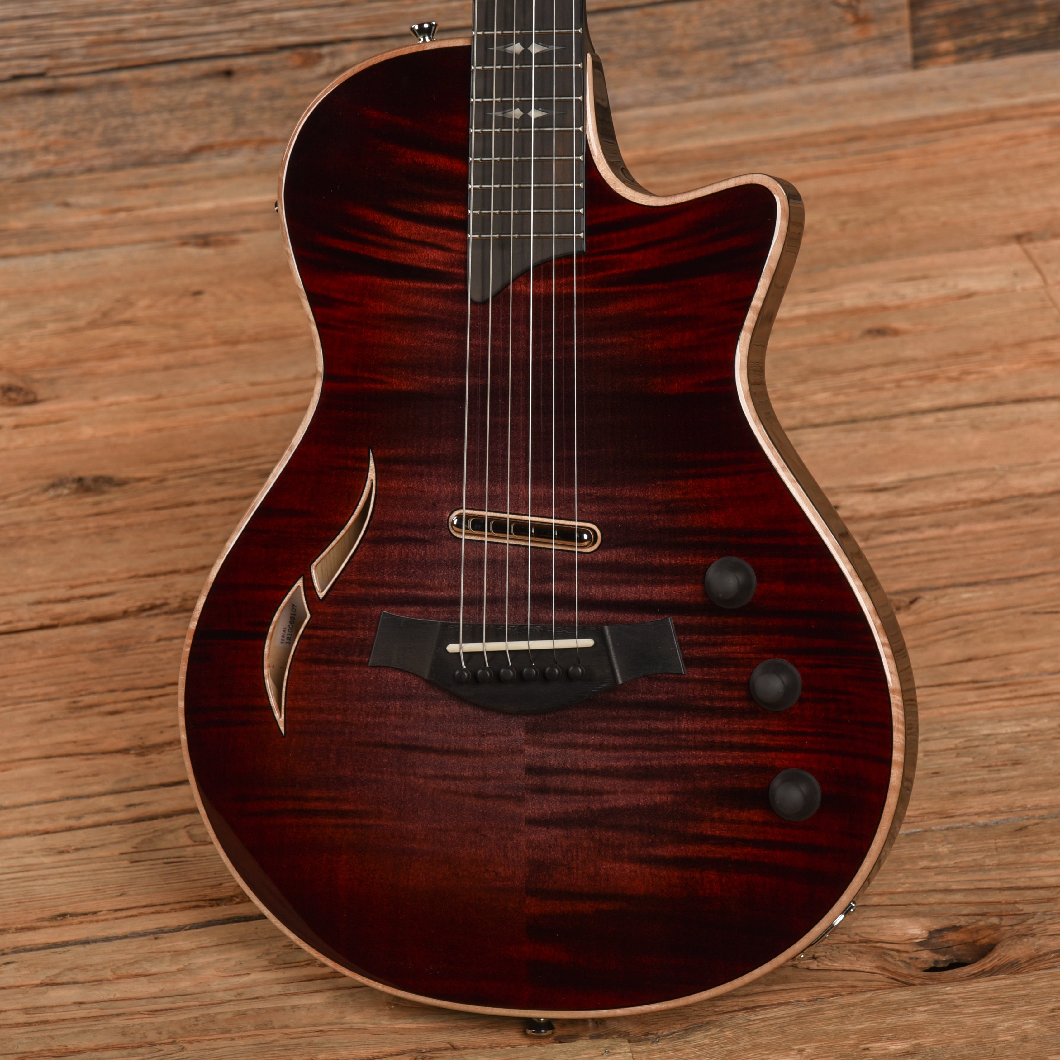 Taylor T5z Pro Sunburst 2023 Electric Guitars / Semi-Hollow