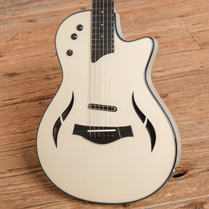 Taylor T5z Standard White 2022 Electric Guitars / Semi-Hollow