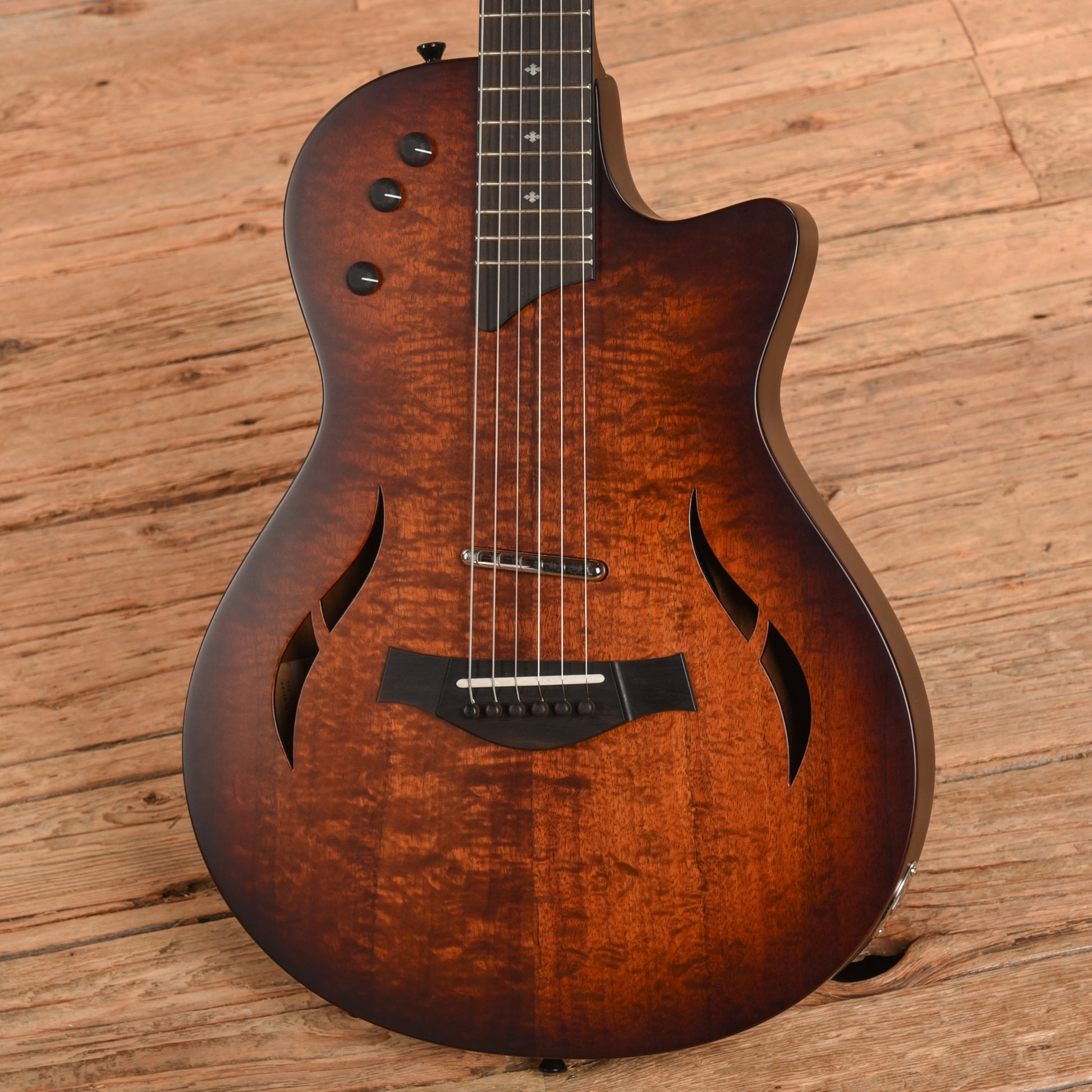 Taylor T5z Classic Koa Shaded Edgeburst 2023 Electric Guitars / Solid Body