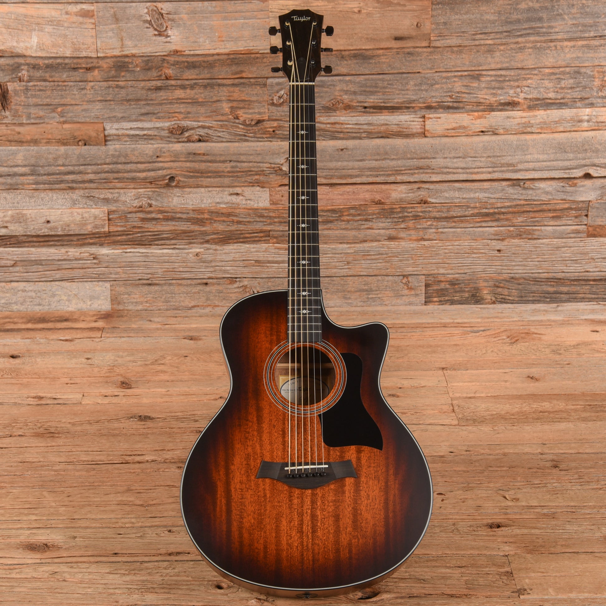 Taylor 326CE Baritone-6 LTD Sunburst 2021 - Zac Brown