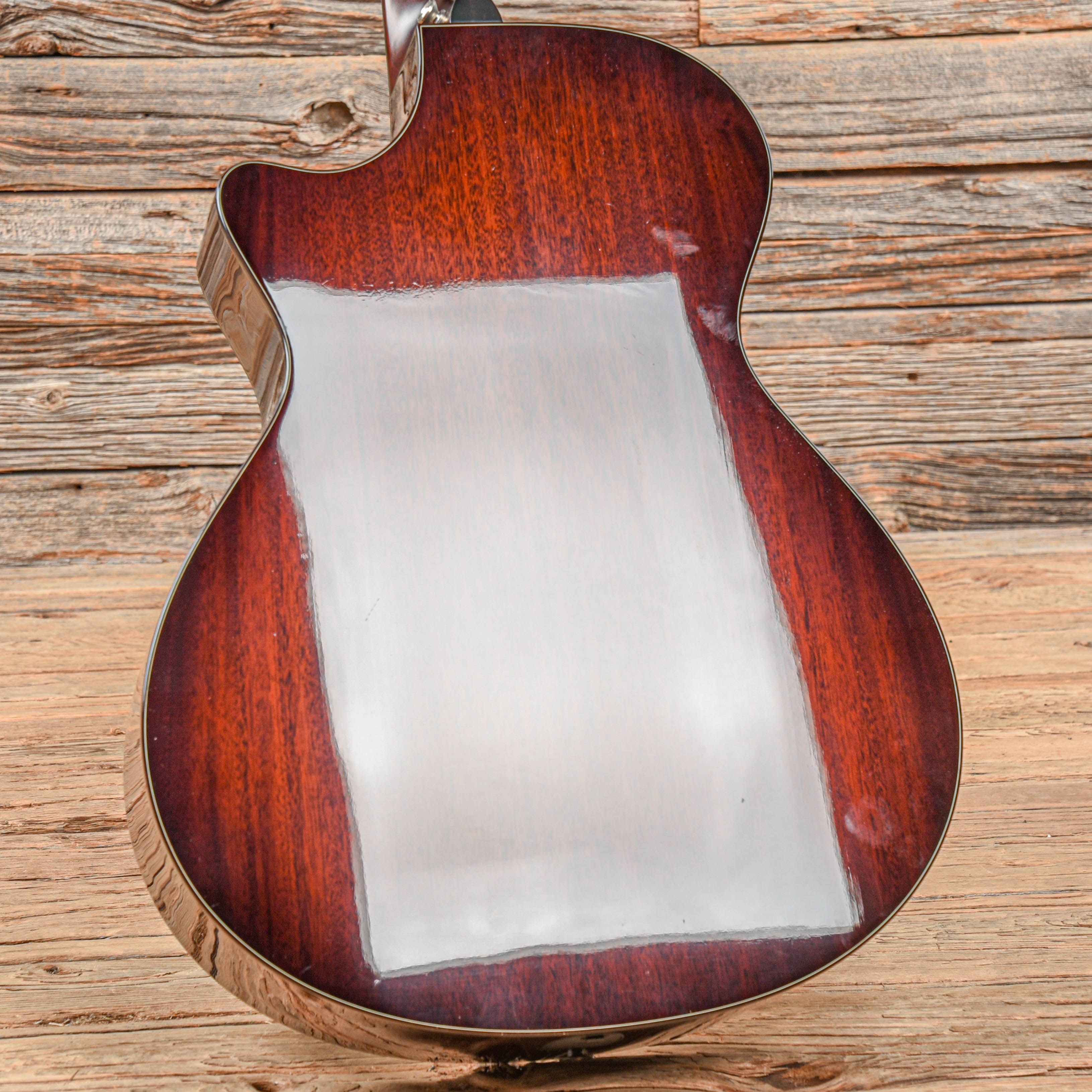 Taylor 562ce 12-Fret Natural 2013