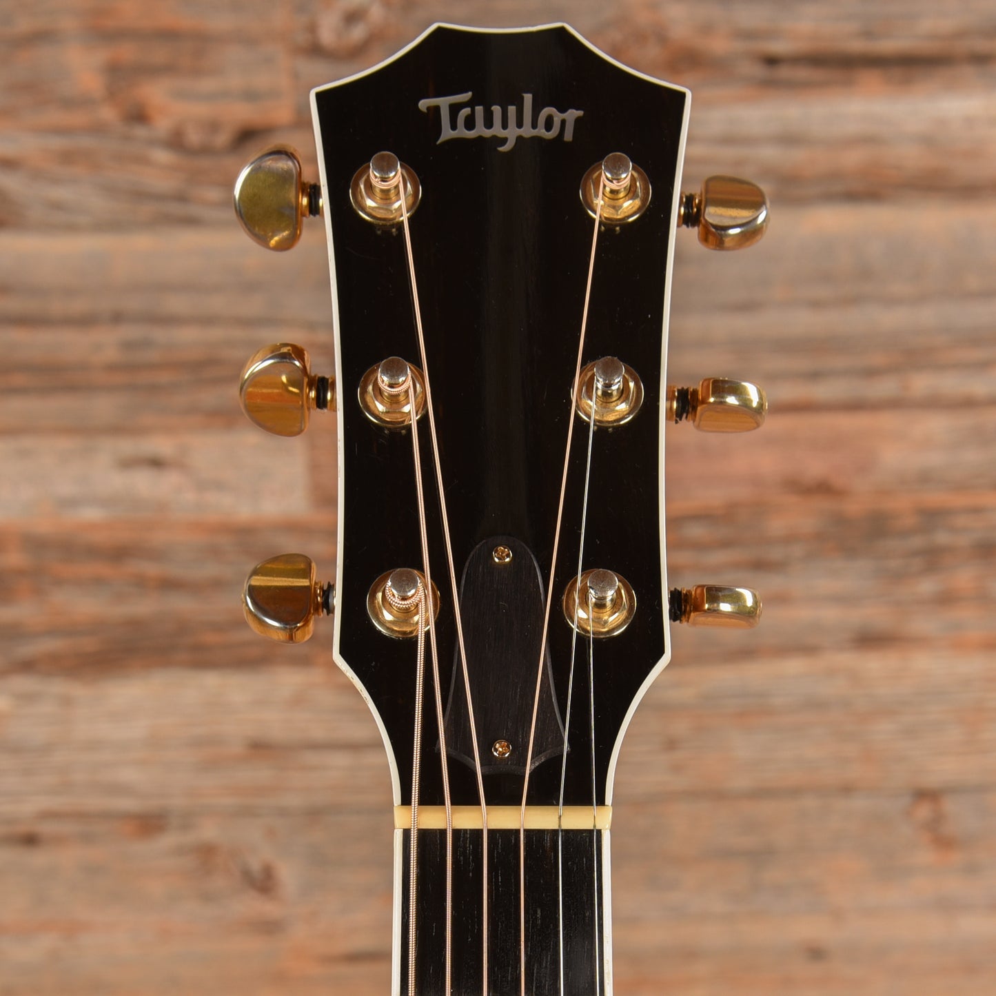 Taylor 612 Custom w/OHSC Sunburst