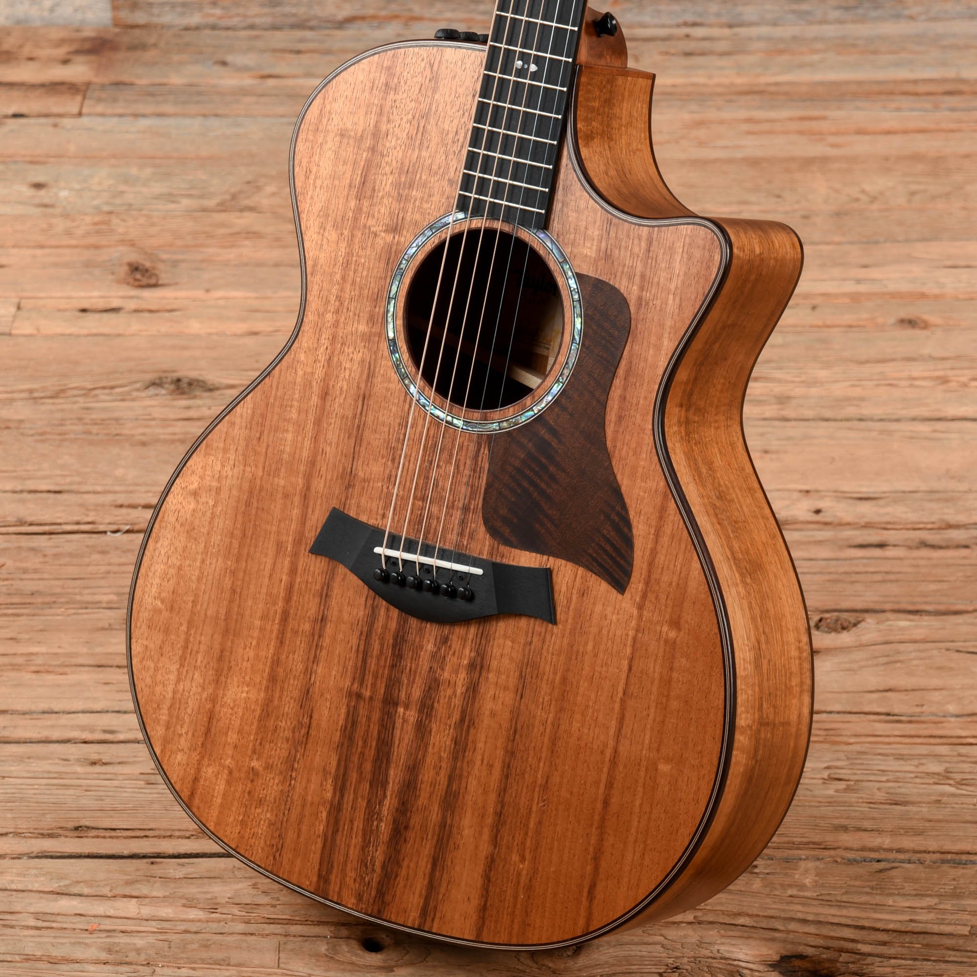 Taylor 724ce Natural 2022