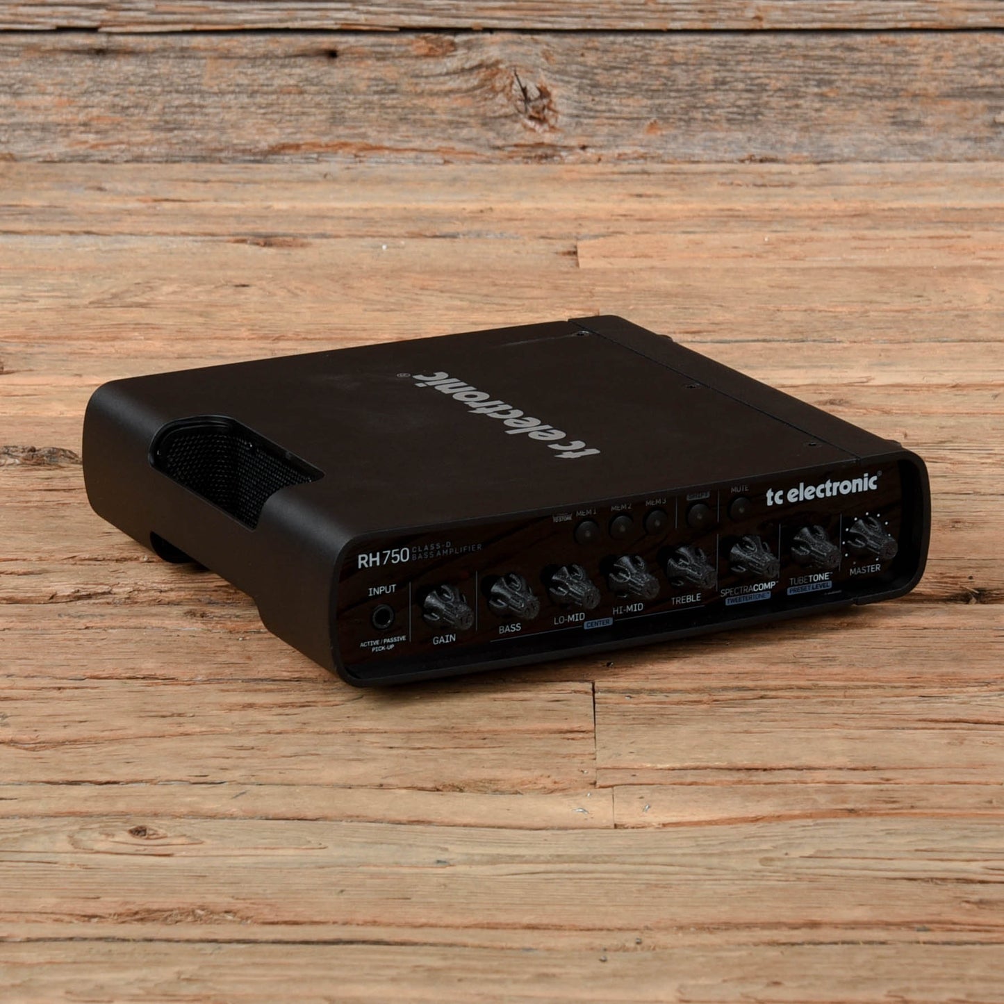 TC Electronic RH750 750-Watt Bass Amp Head Amps / Bass Amps / Bass Cabinets