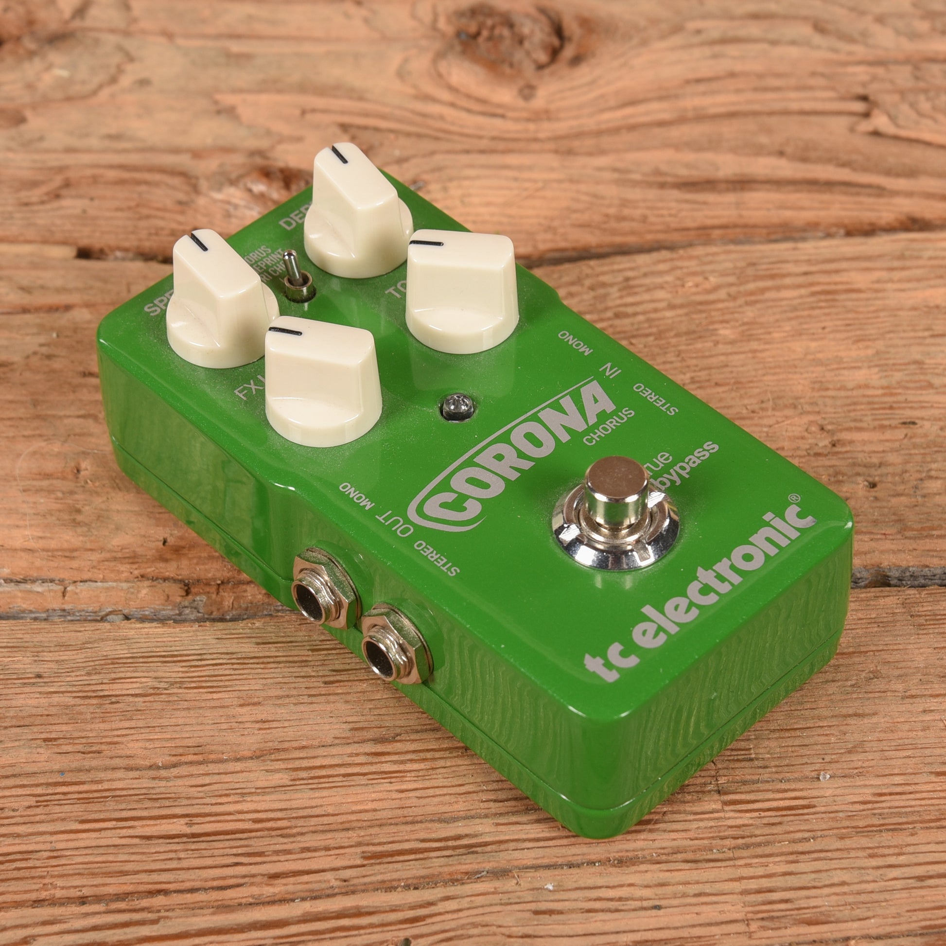 TC Electronic Corona Stereo Chorus Effects and Pedals / Chorus and Vibrato