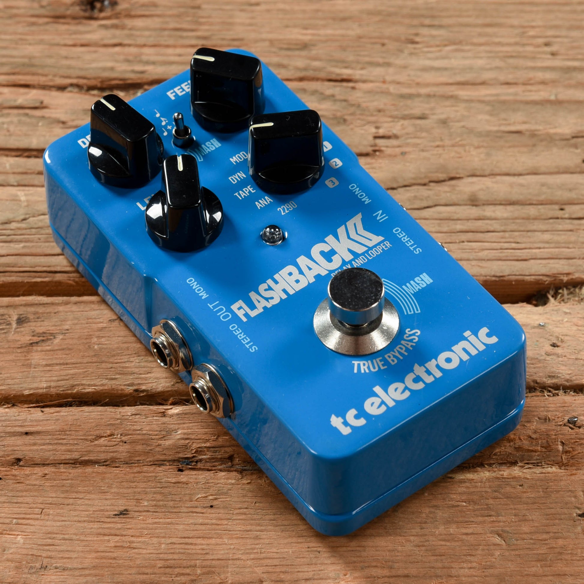 TC Electronic Flashback 2 Delay and Looper Effects and Pedals / Delay