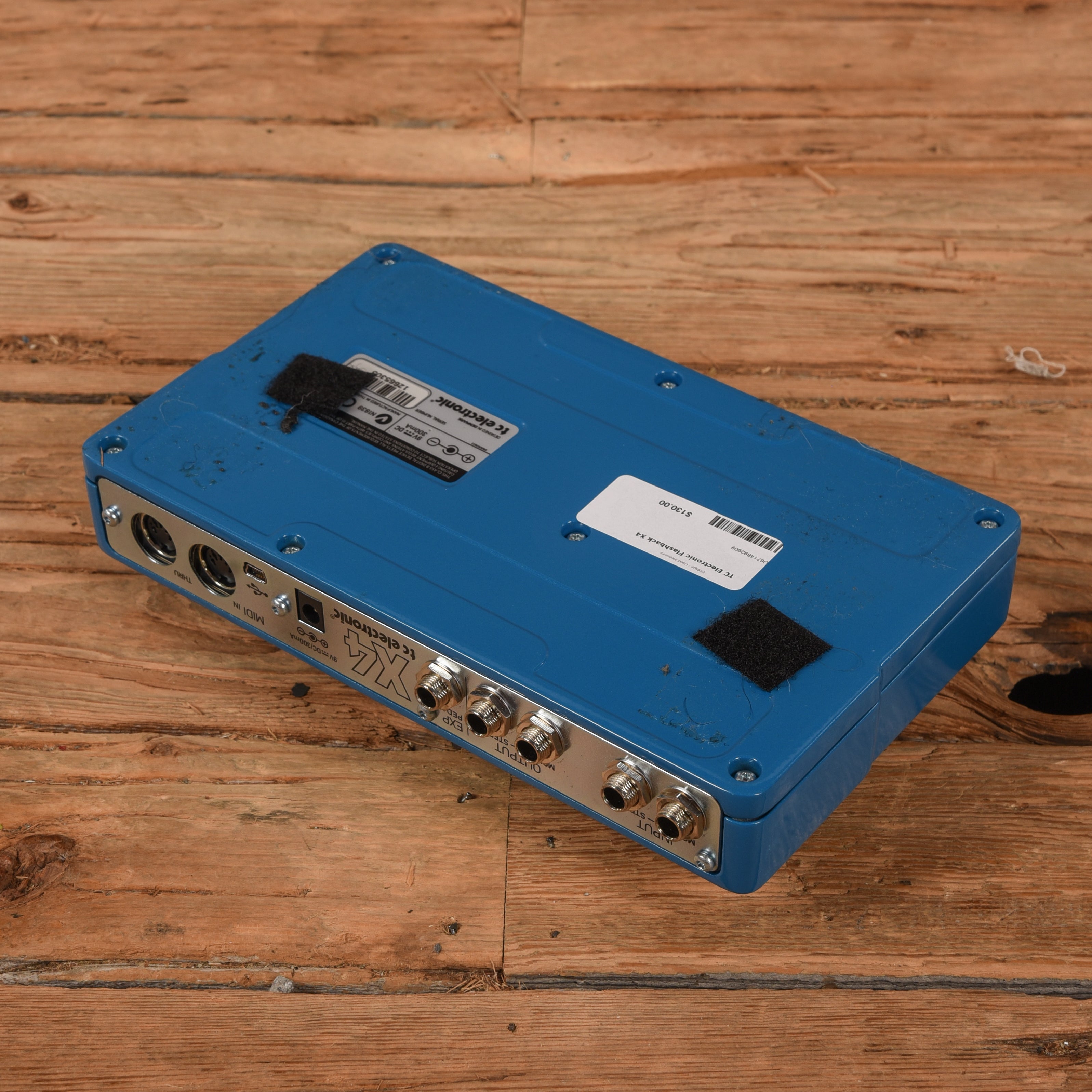 TC Electronic Flashback X4 Effects and Pedals / Delay