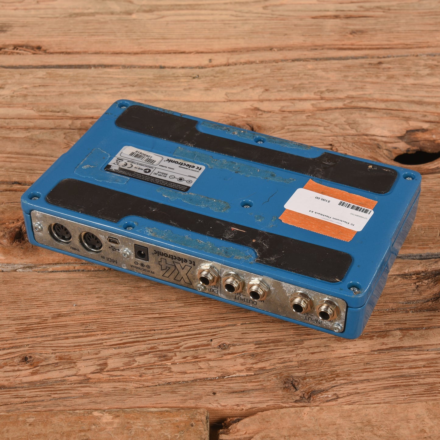 TC Electronic Flashback X4 Effects and Pedals / Delay