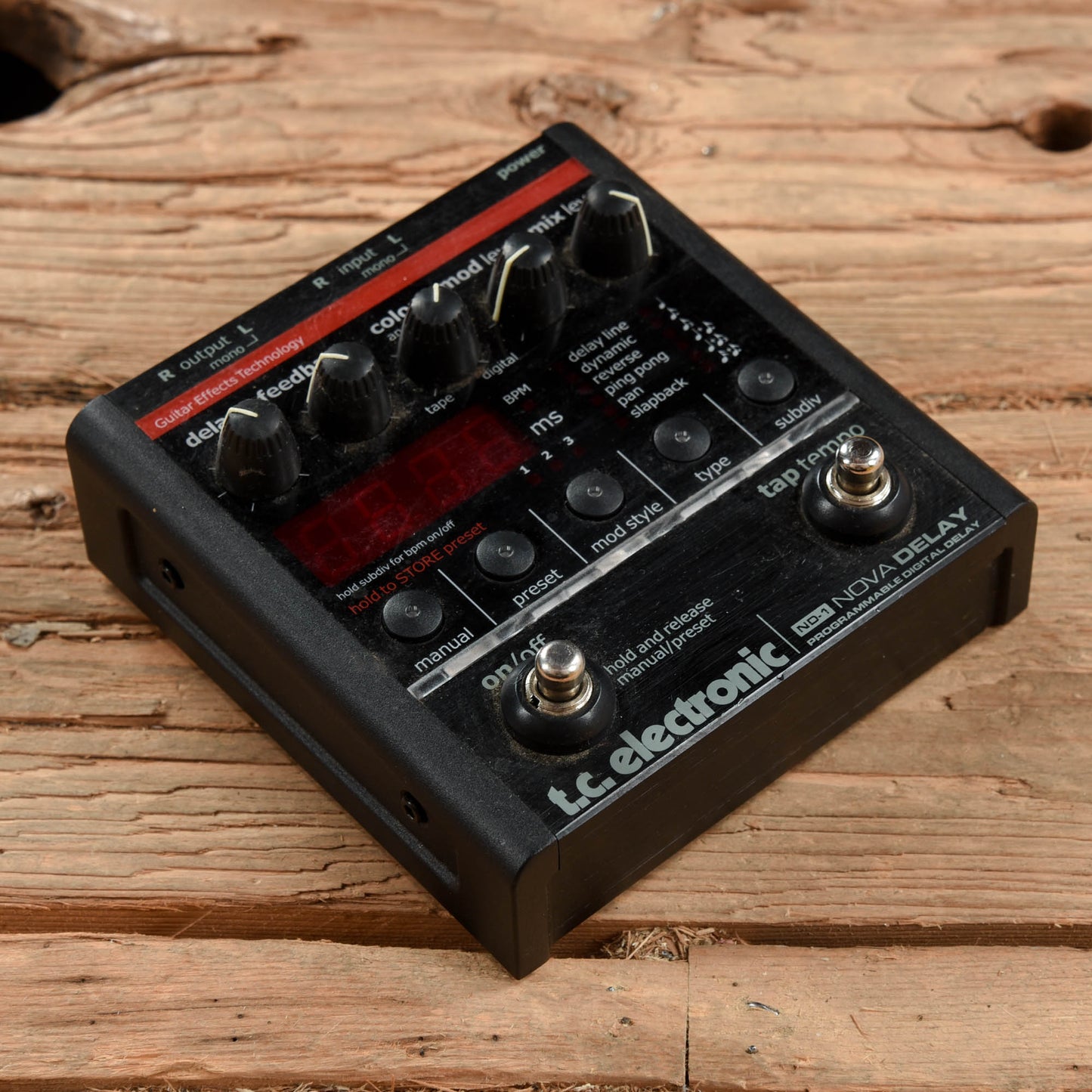 TC Electronic Nova Delay Effects and Pedals / Delay