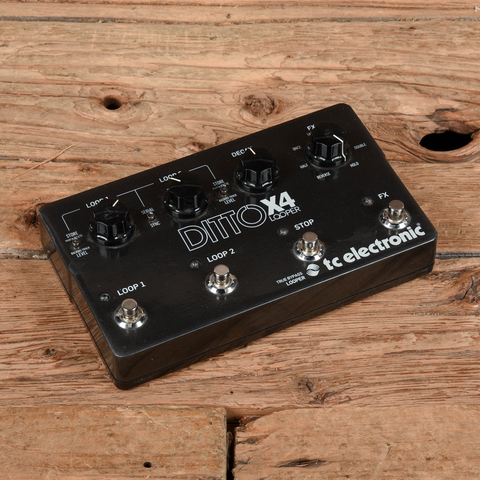 TC Electronic Ditto X4 Effects and Pedals / Loop Pedals and Samplers