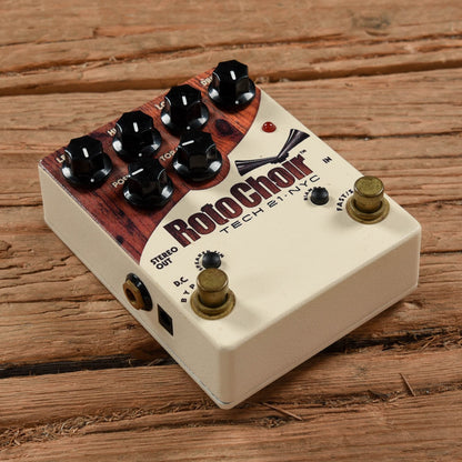 Tech 21 RotoChoir Effects and Pedals / EQ