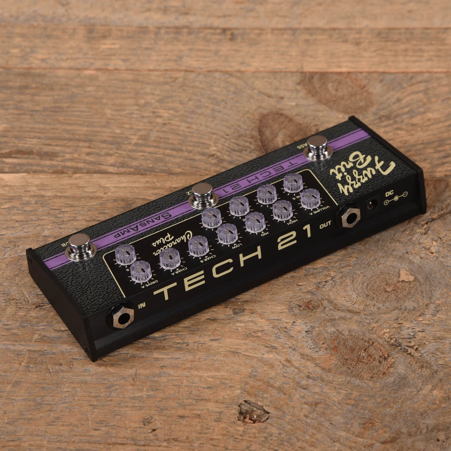 Tech 21 SansAmp Character Series Plus Fuzzy Brit Pedal Effects and Pedals / Fuzz