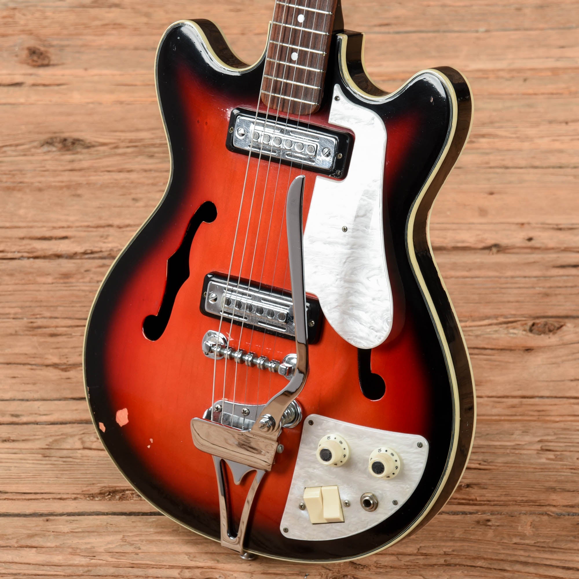 Teisco EP-8T Sunburst 1960s Electric Guitars / Solid Body