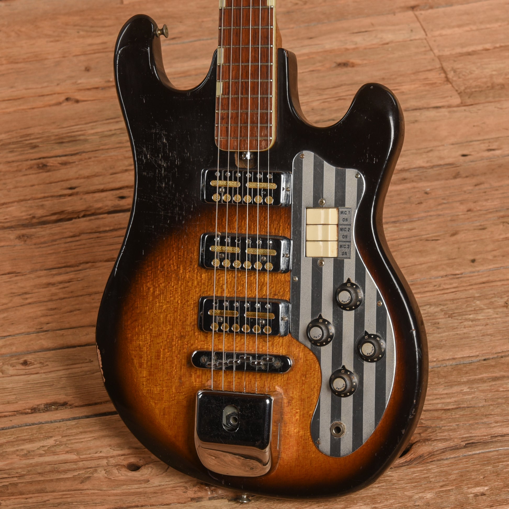 Teisco WG3L Sunburst 1960s Electric Guitars / Solid Body