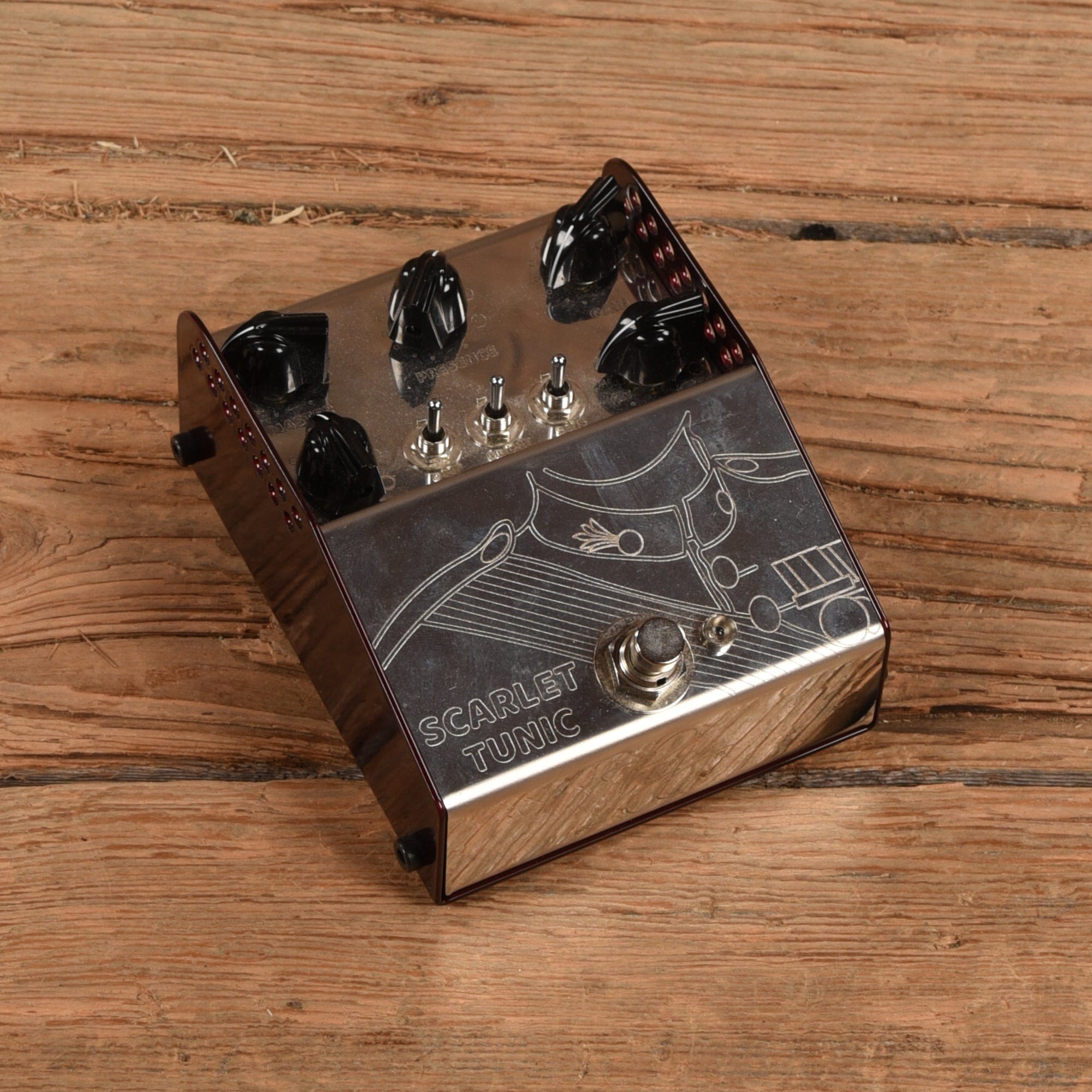 ThorpyFX Scarlet Tunic Analog Amp Emulator Effects and Pedals / Preamps