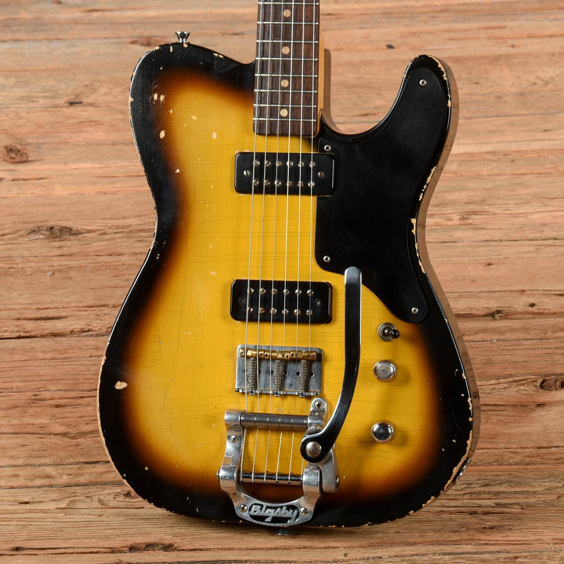 TMG Scarlett Nigel Hendroff Signature Sunburst 2013 Electric Guitars / Solid Body