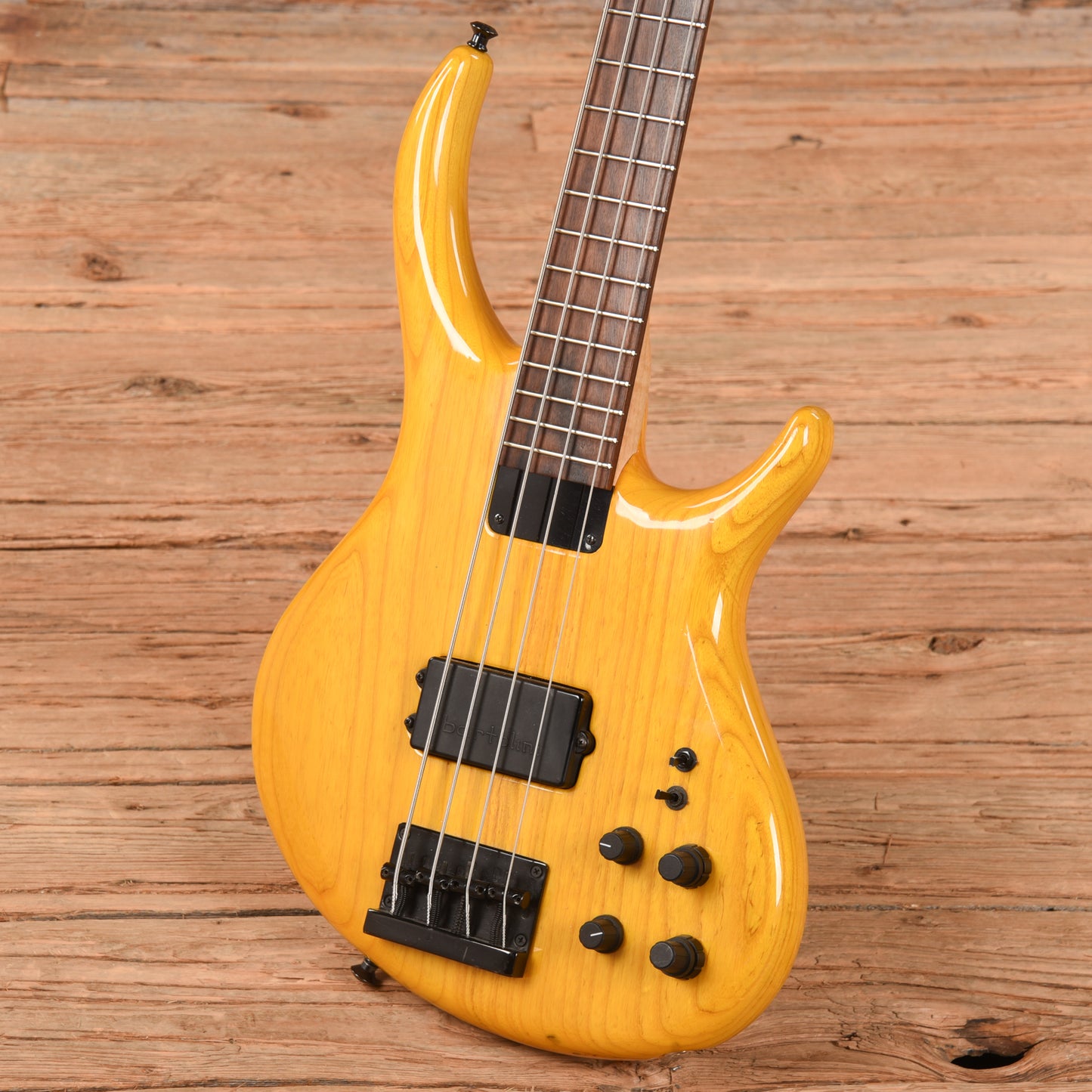 Tobias GR-4 Growler Natural 1990 Bass Guitars / 4-String
