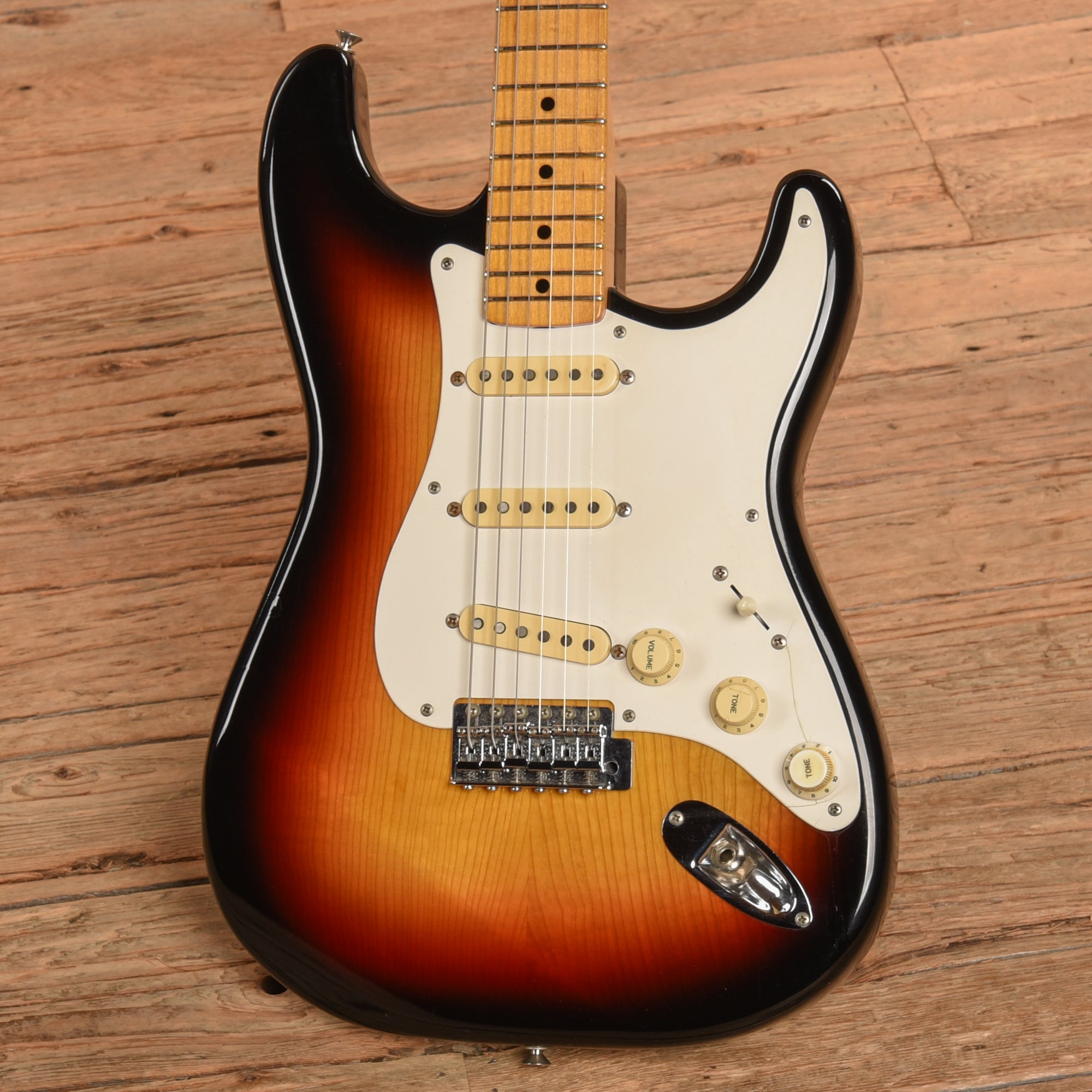 Tokai ST-60 Springy Sound Sunburst 1978 Electric Guitars / Solid Body