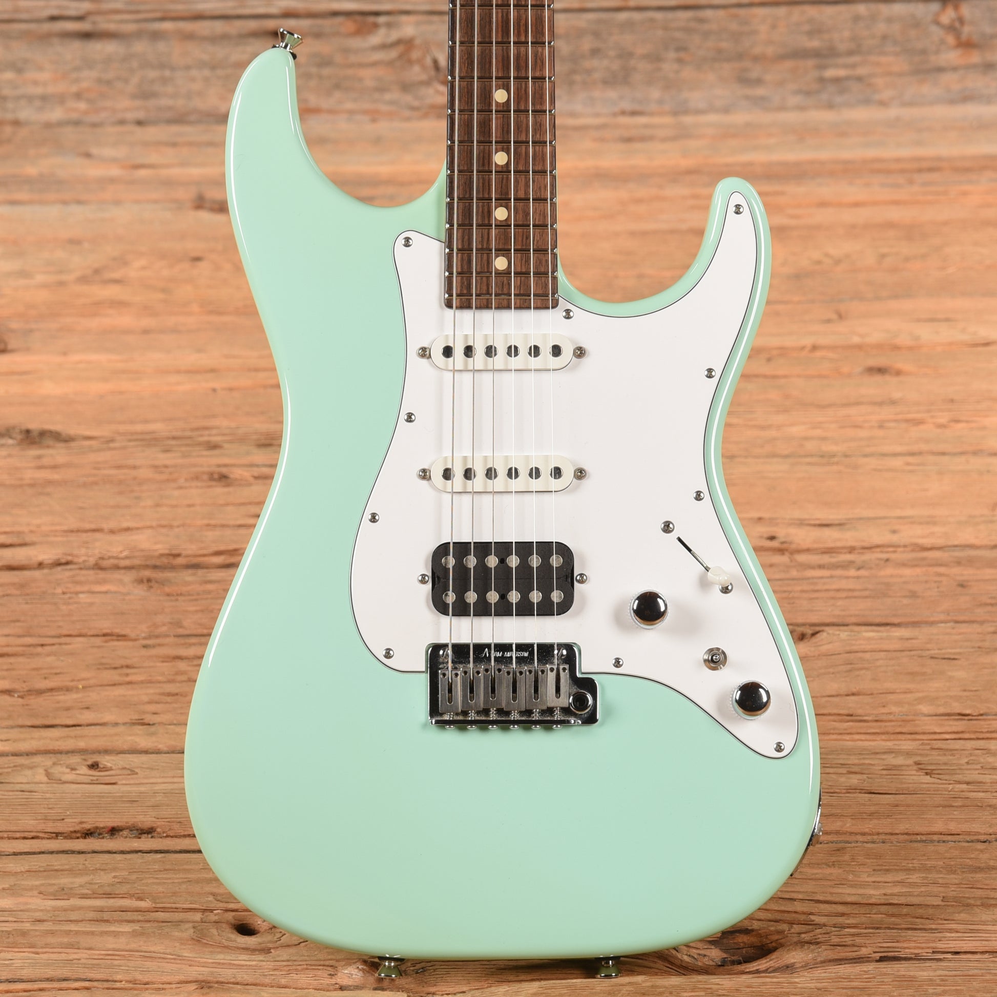 Tom Anderson Classic Surf Green 2011 Electric Guitars / Solid Body