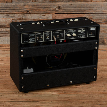 Tone King Sky King 2-Channel 35-Watt 1x12" Guitar Combo Amps / Guitar Amps / Guitar Cabinets