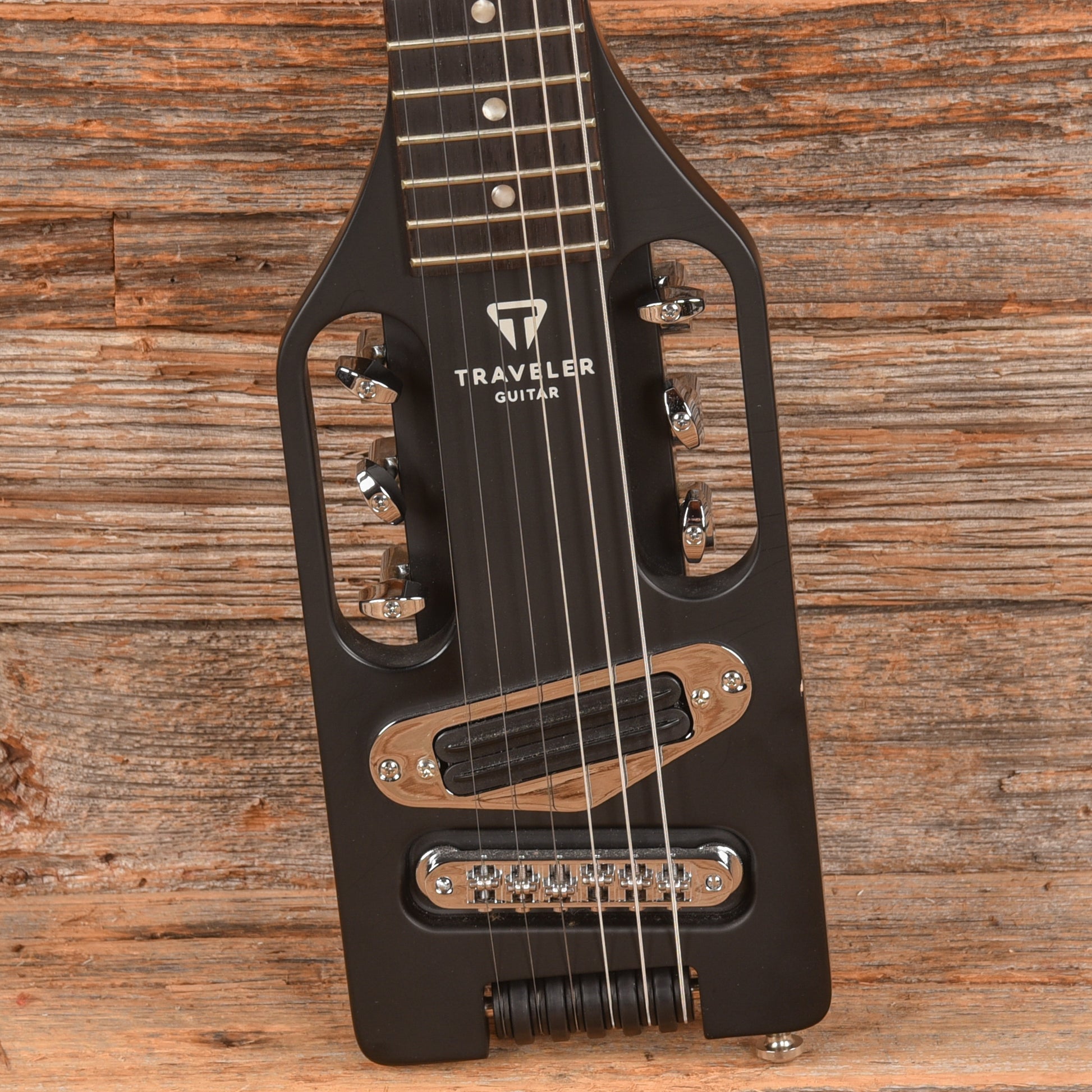 Traveler Ultra Light Black  LEFTY Electric Guitars / Solid Body