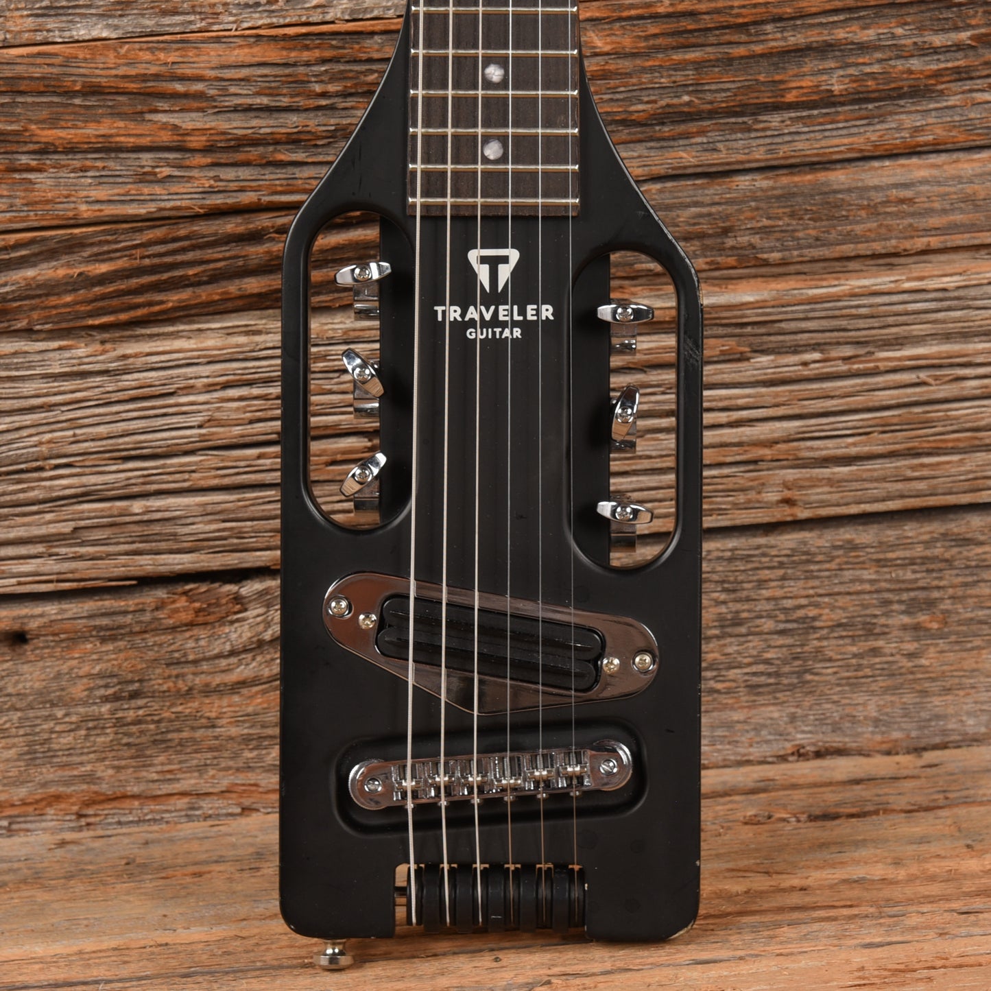 Traveler Ultra Light Electric Black Electric Guitars / Solid Body