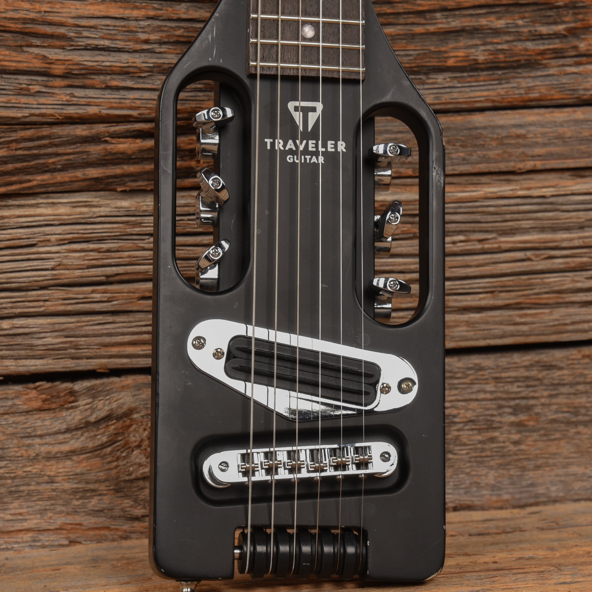 Traveler Ultra Light Electric Black Electric Guitars / Solid Body
