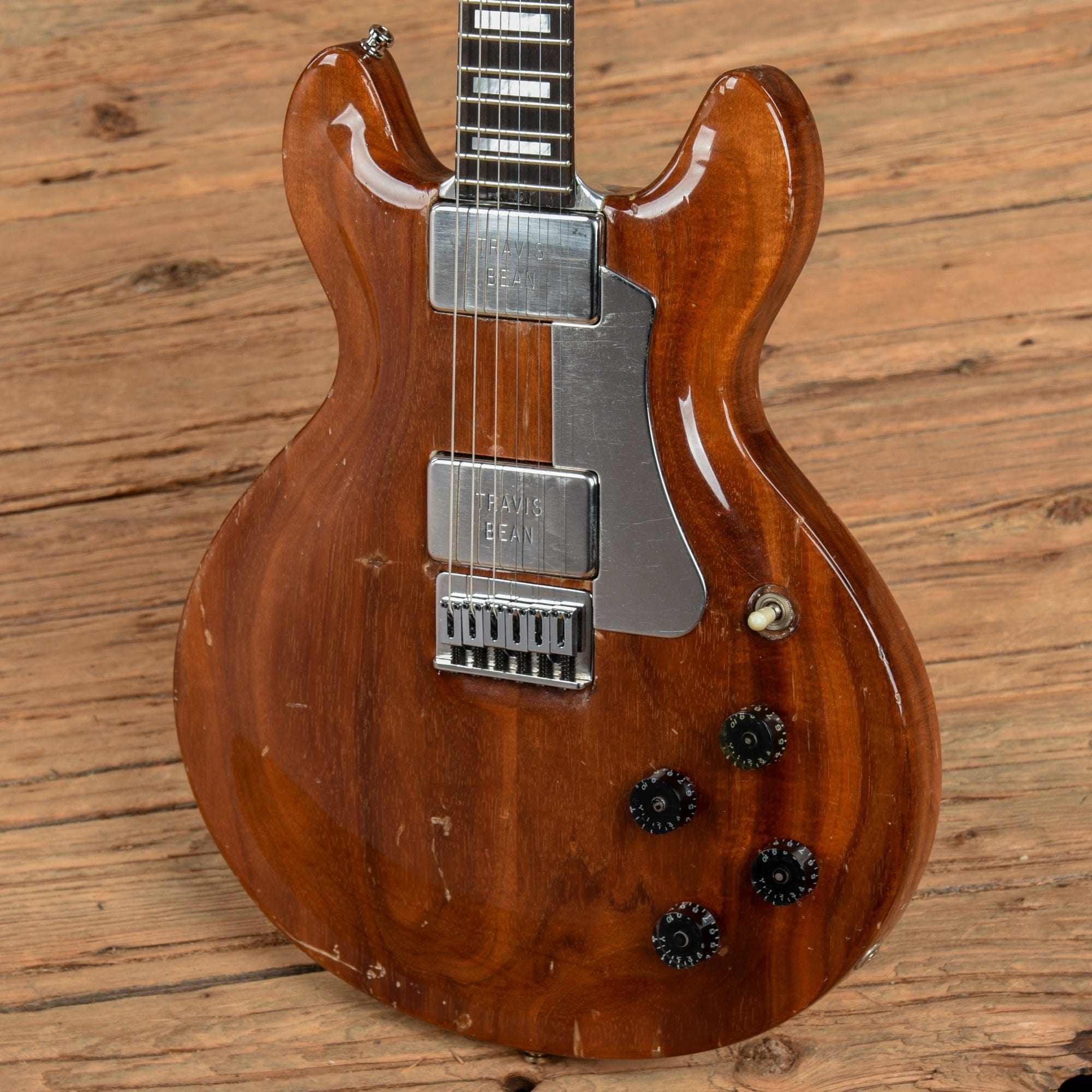 Travis Bean TB1000A Natural 1970s Electric Guitars / Solid Body